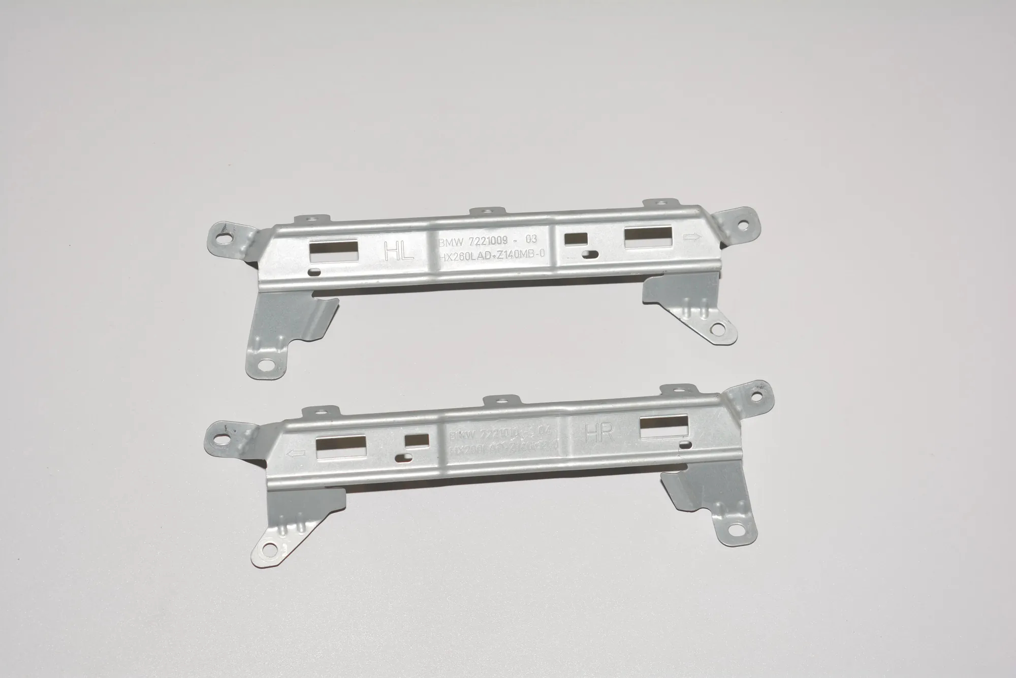 Other Body Parts – OEM 7221010 · BMW BMW 3 (F30, F80) 2013