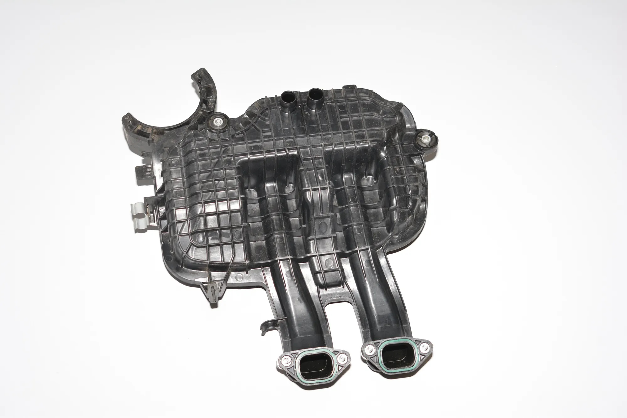 Intake Manifold – OEM 8530103 · BMW i3 (I01) Hybrid 2016 – 3