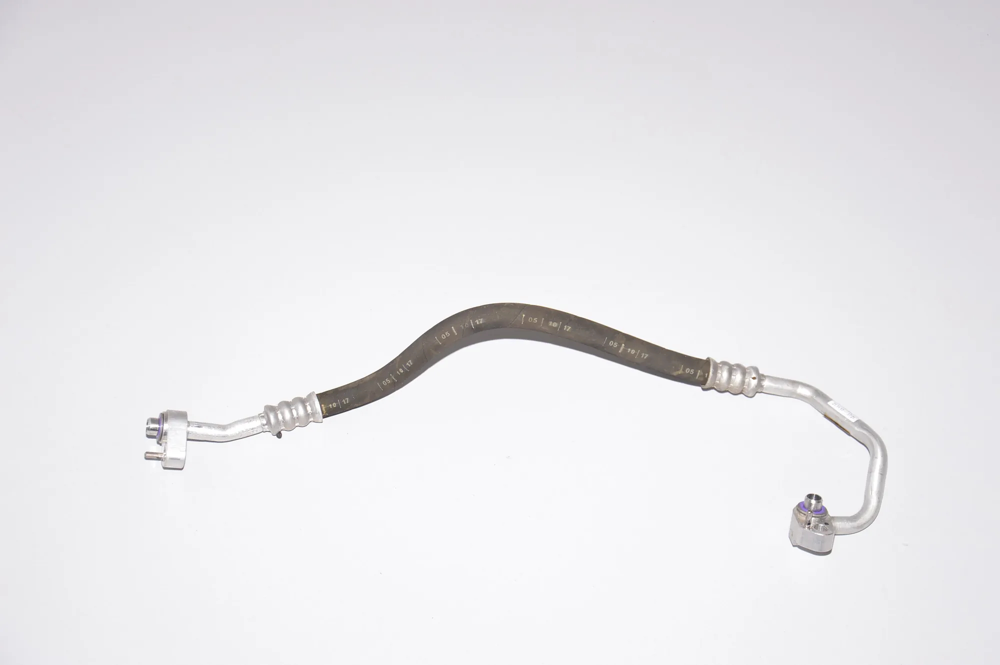 A/C Air Con Hose Pipe – OEM 9321595 · BMW BMW 5 (G30) 2017
