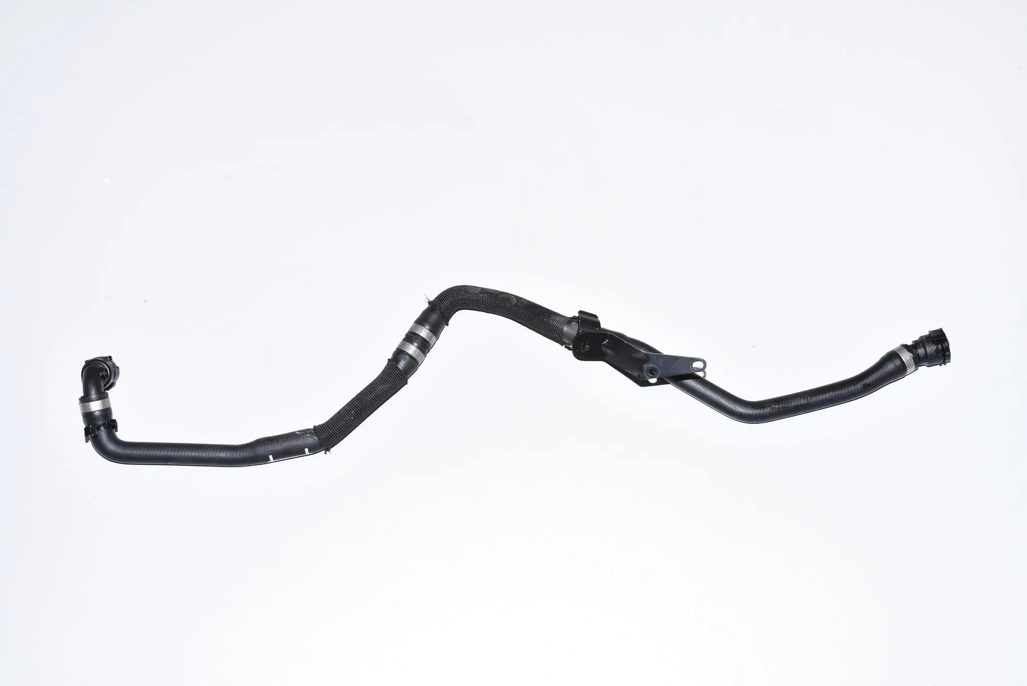 Coolant Hose Pipe – OEM 8598384 · BMW BMW 5 (G30) 2020 – 3