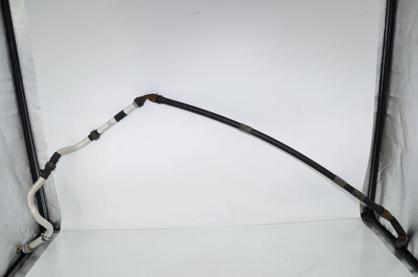 Other tubes – OEM 2378552 · BMW i3 (I01) Hybrid 2014
