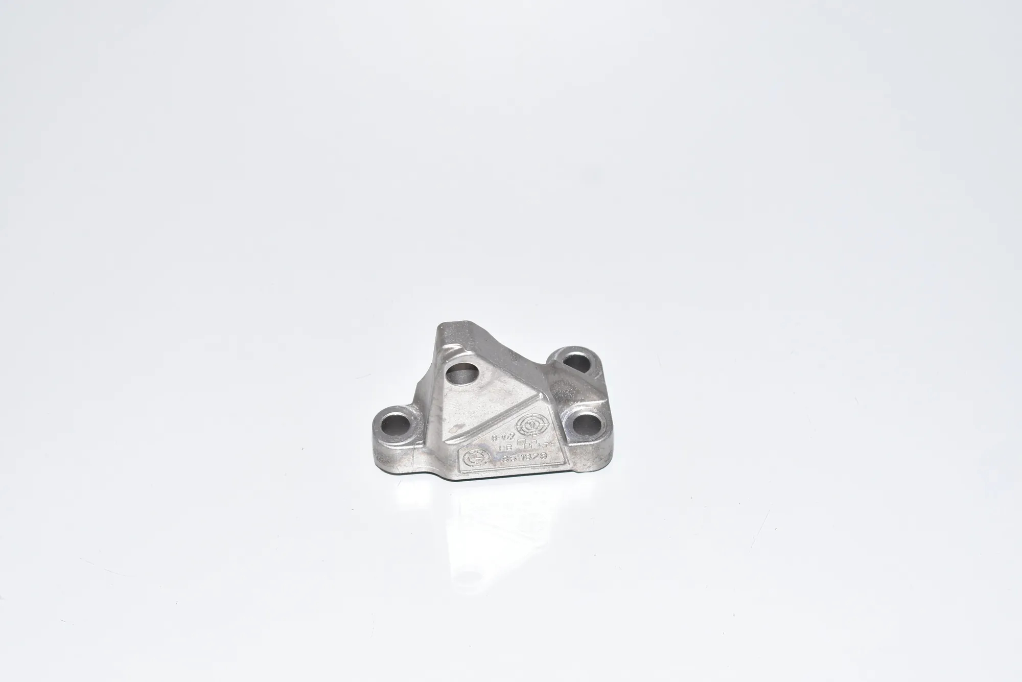 Fuel Pump Bracket – OEM 8511628 · BMW BMW 5 (G30) 2020