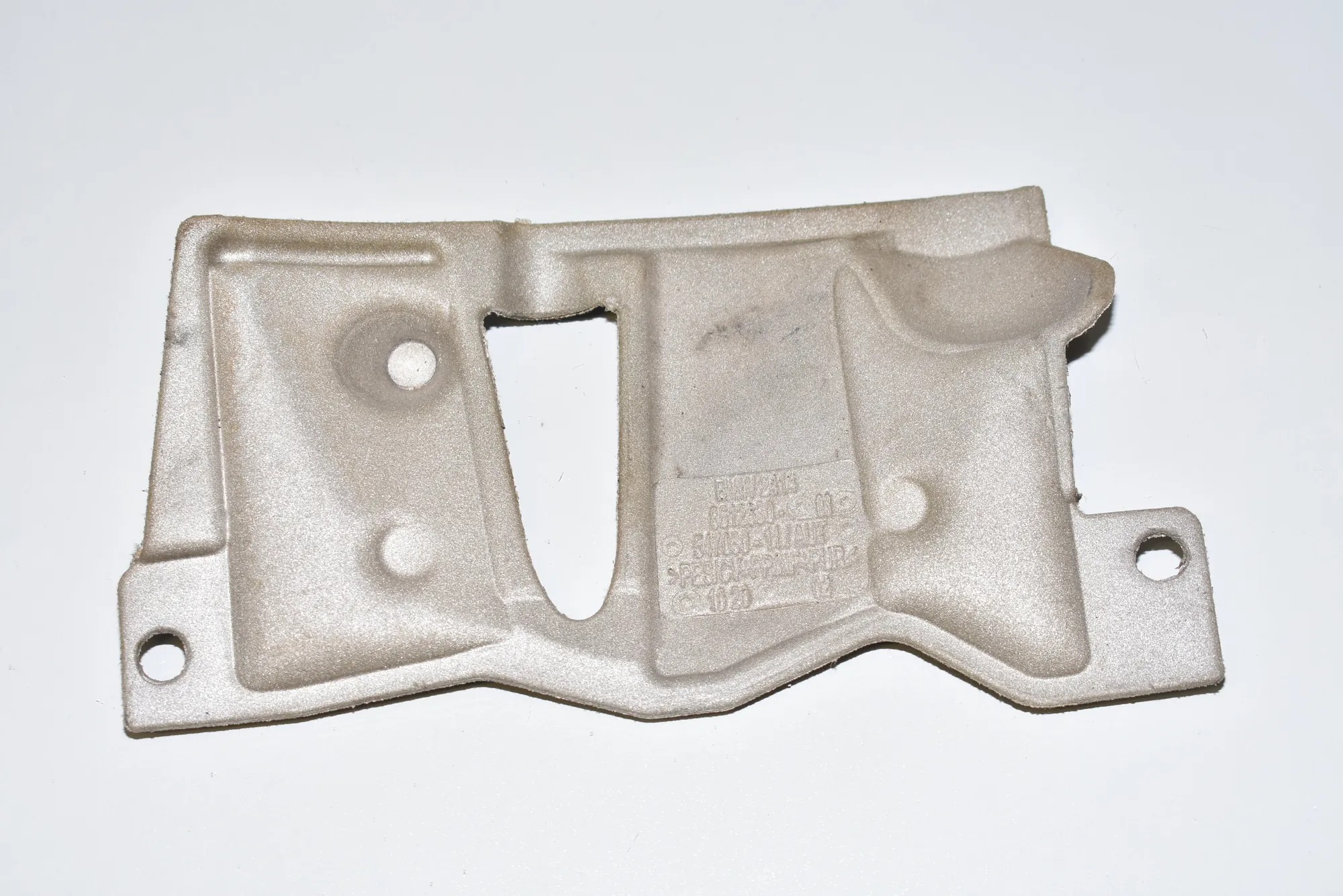 Heat Protection – OEM 8612330 · BMW BMW 5 (G30) 2020 – 3