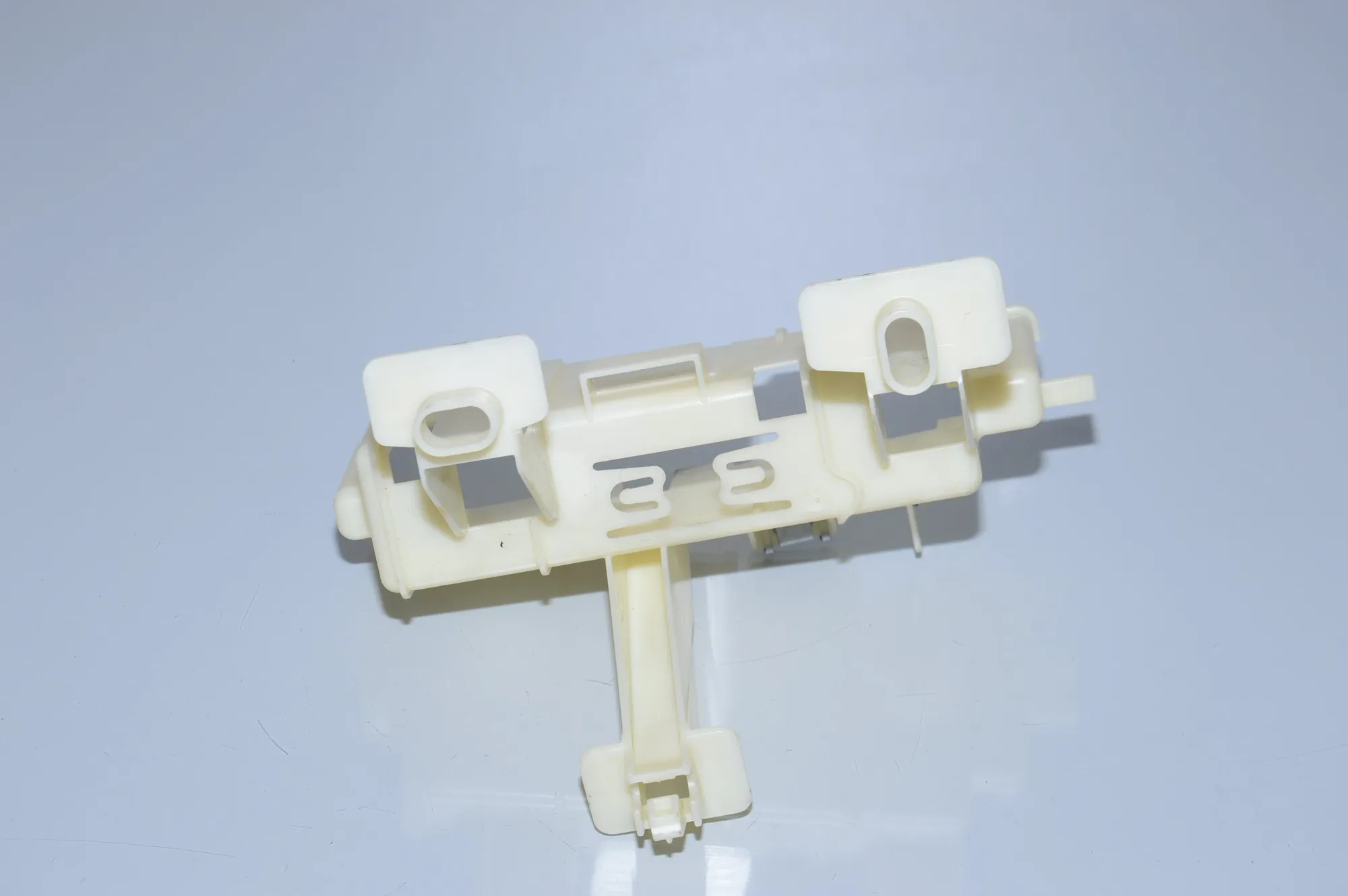 Bracket – OEM 9217233 · BMW X3 (F25) xDrive 20 d 2014 – 4