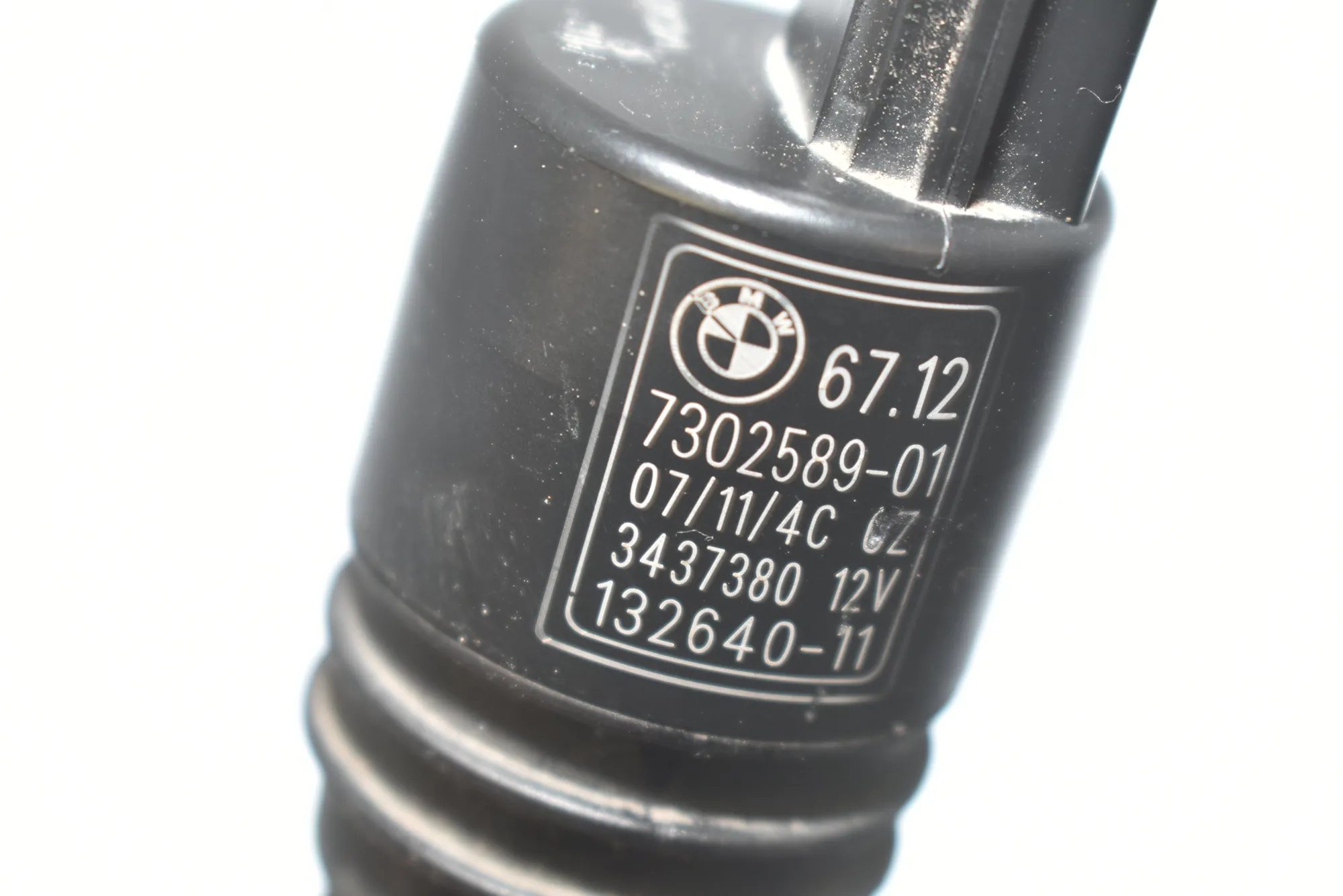 Headlight Washer Motor – OEM 67127302589 · BMW 3 (E90) 325 d 2011 – 4