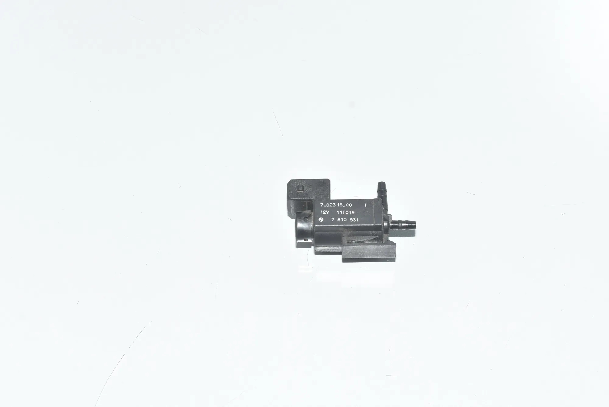 Solenoid Valve – OEM 11747810831 · BMW BMW 3 (E90) 2011