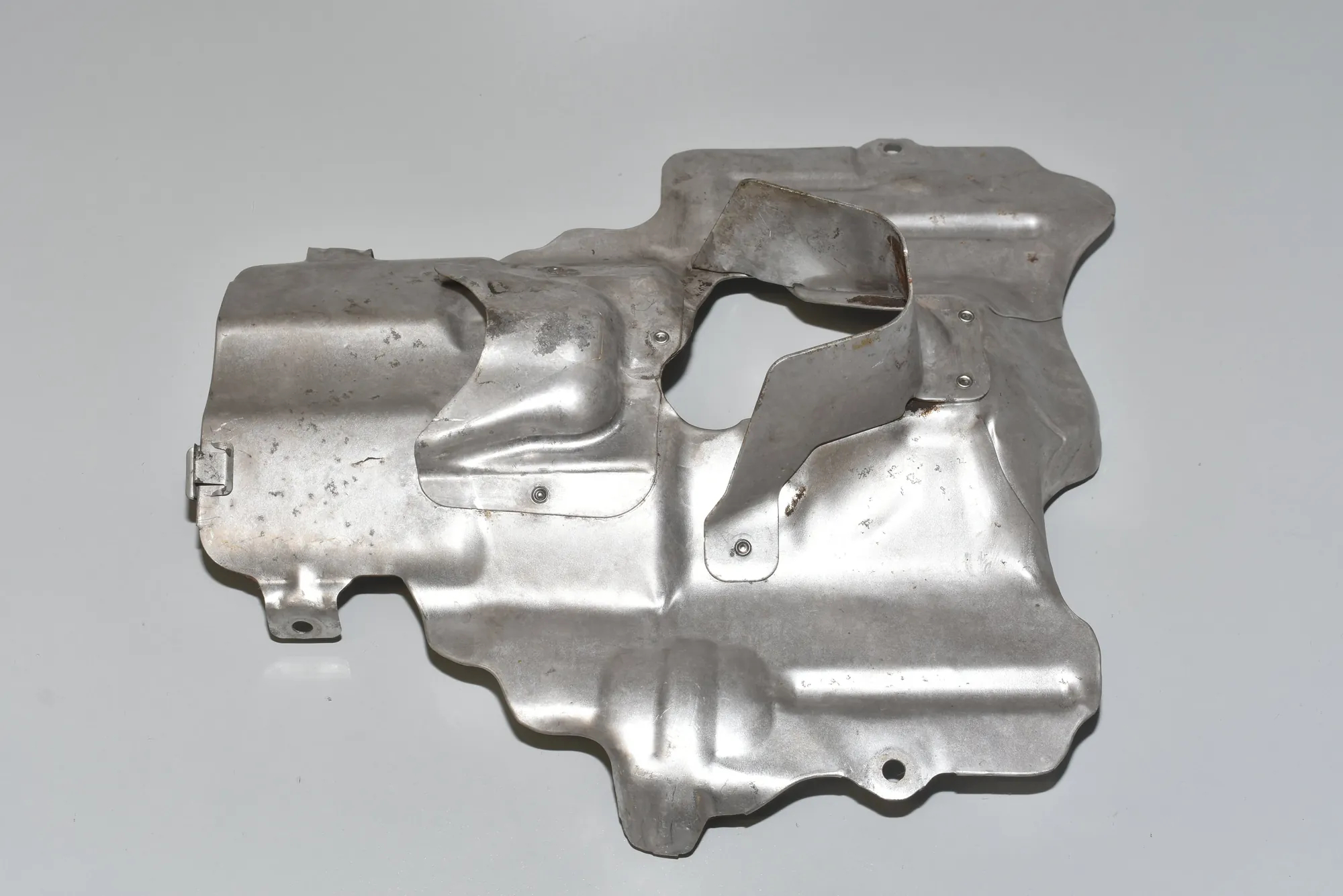 Heat Protection – OEM 11657577004 · BMW BMW 5 (F10) 2012 – 3