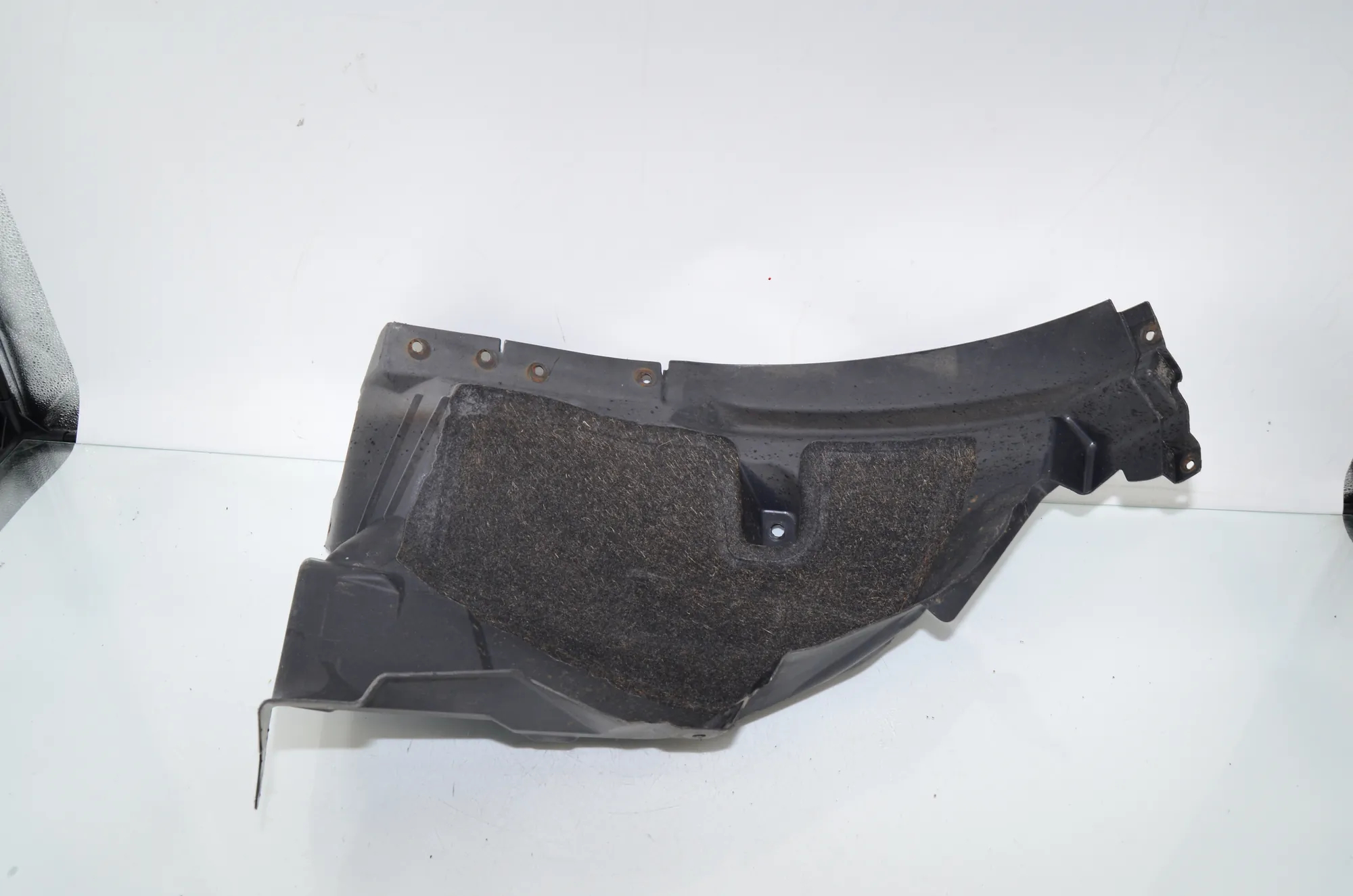 Front Right Arch Liner Rear Part – OEM 7294636 · BMW i3 (I01) Hybrid 2014 – 2