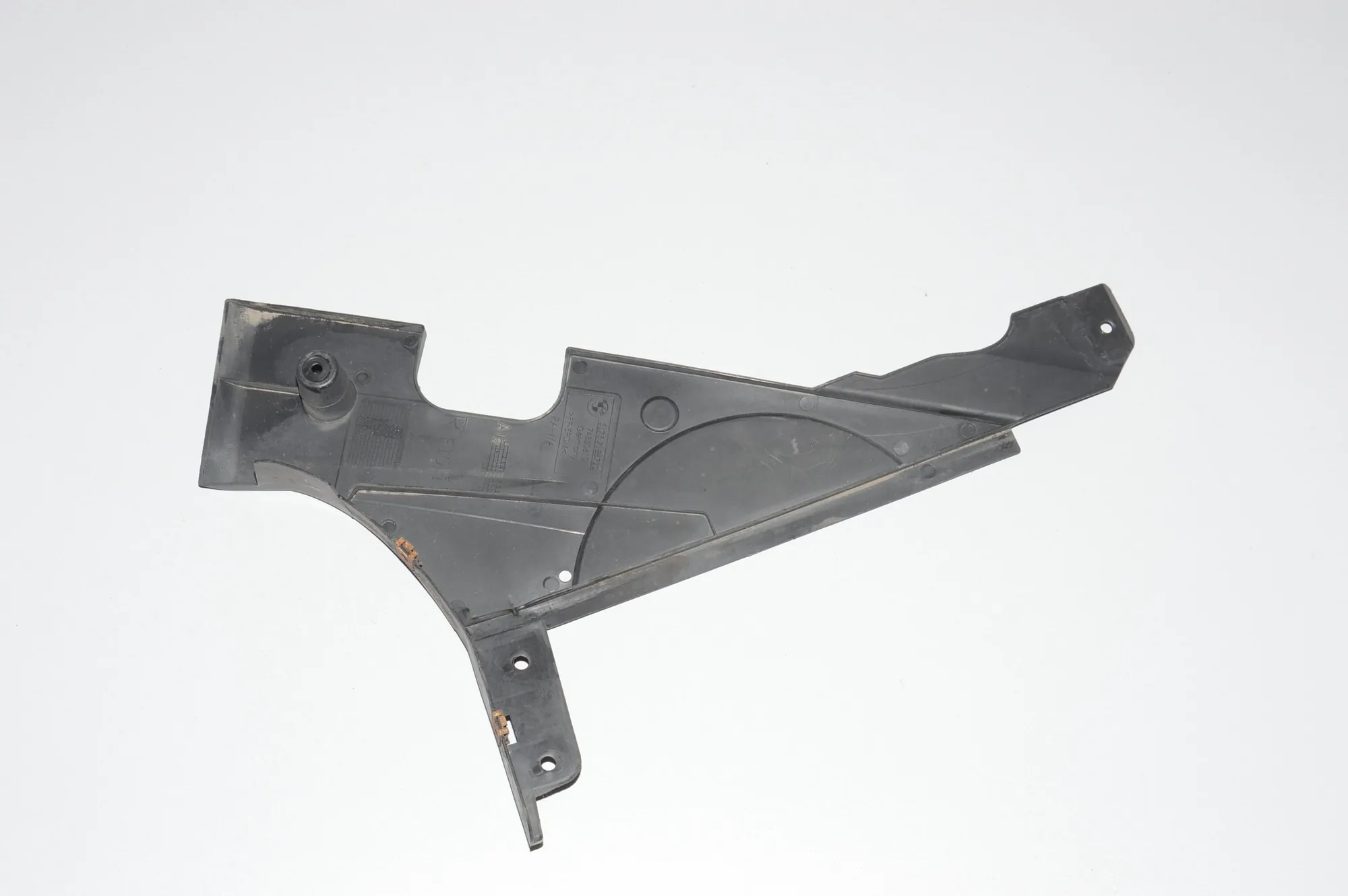 Rear Right Underbody Cover – OEM 7186722 · BMW 5 Touring (F11) 530 d 2014