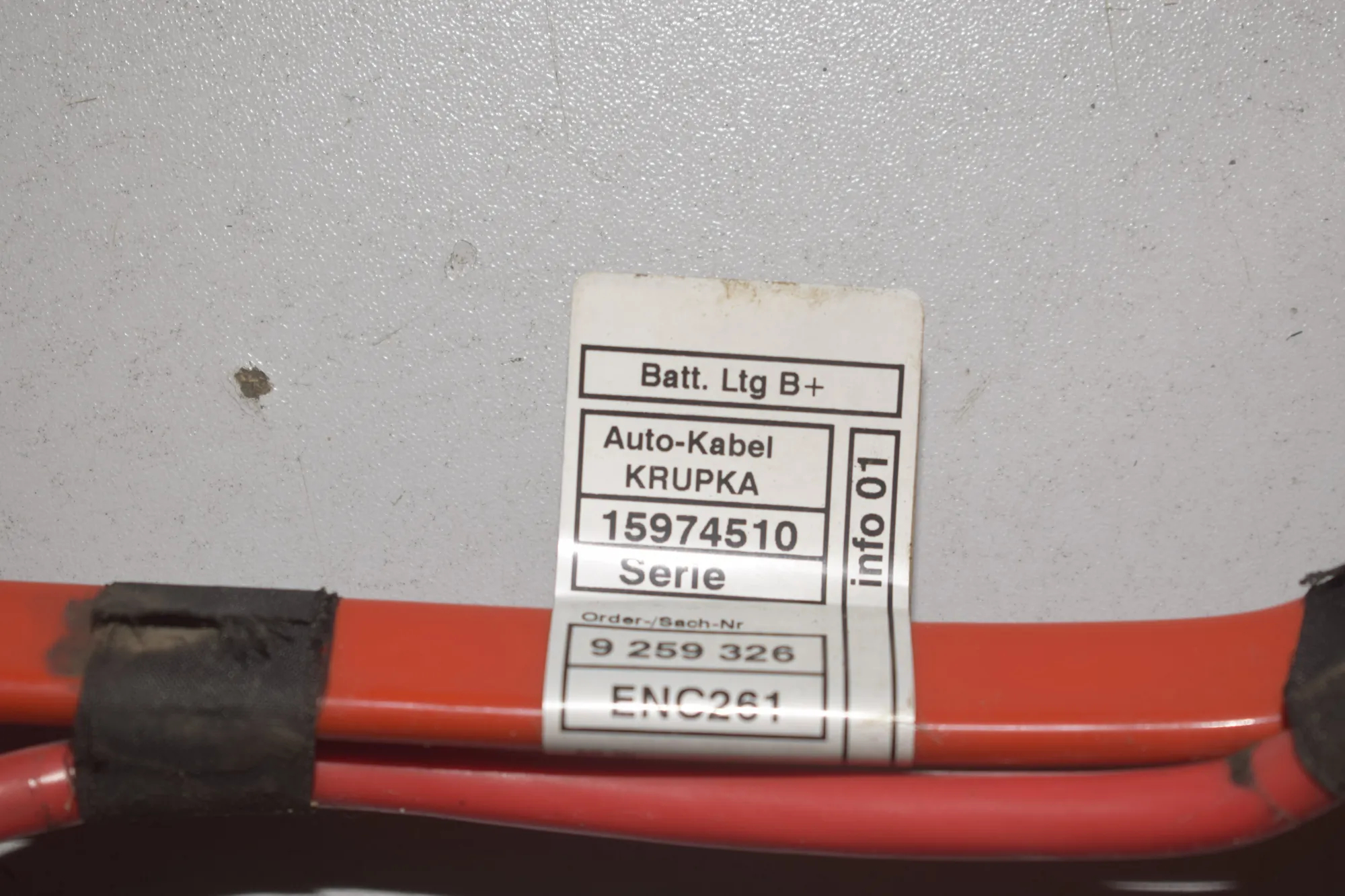 Positive Battery Cable – OEM 9259326 · BMW 3 (F30, F80) 328 i xDrive 2012 – 4