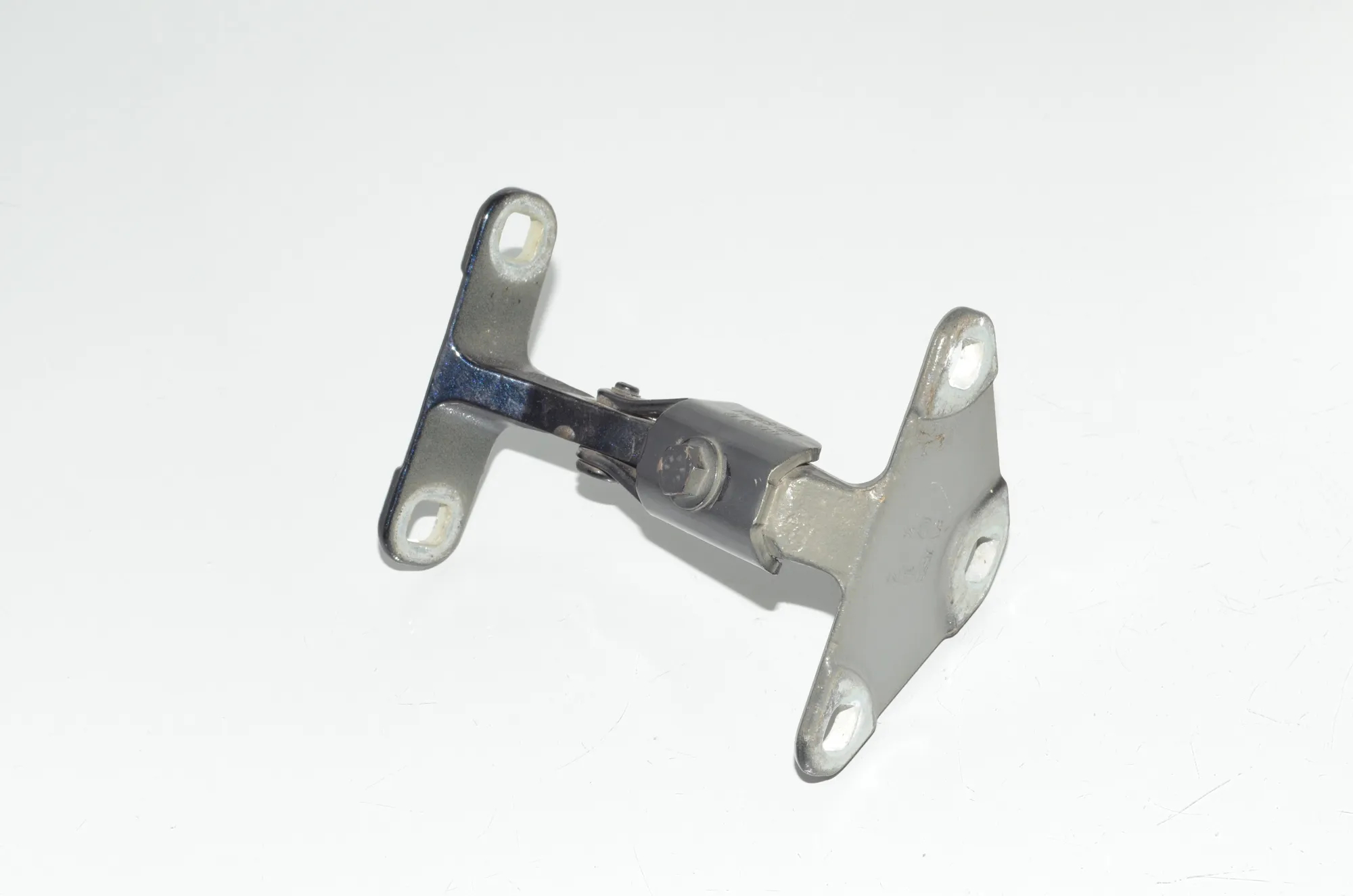Right Side Bootlid Hinge – OEM 7170918 · BMW X5 (E70) M 50 d 2013 – 4