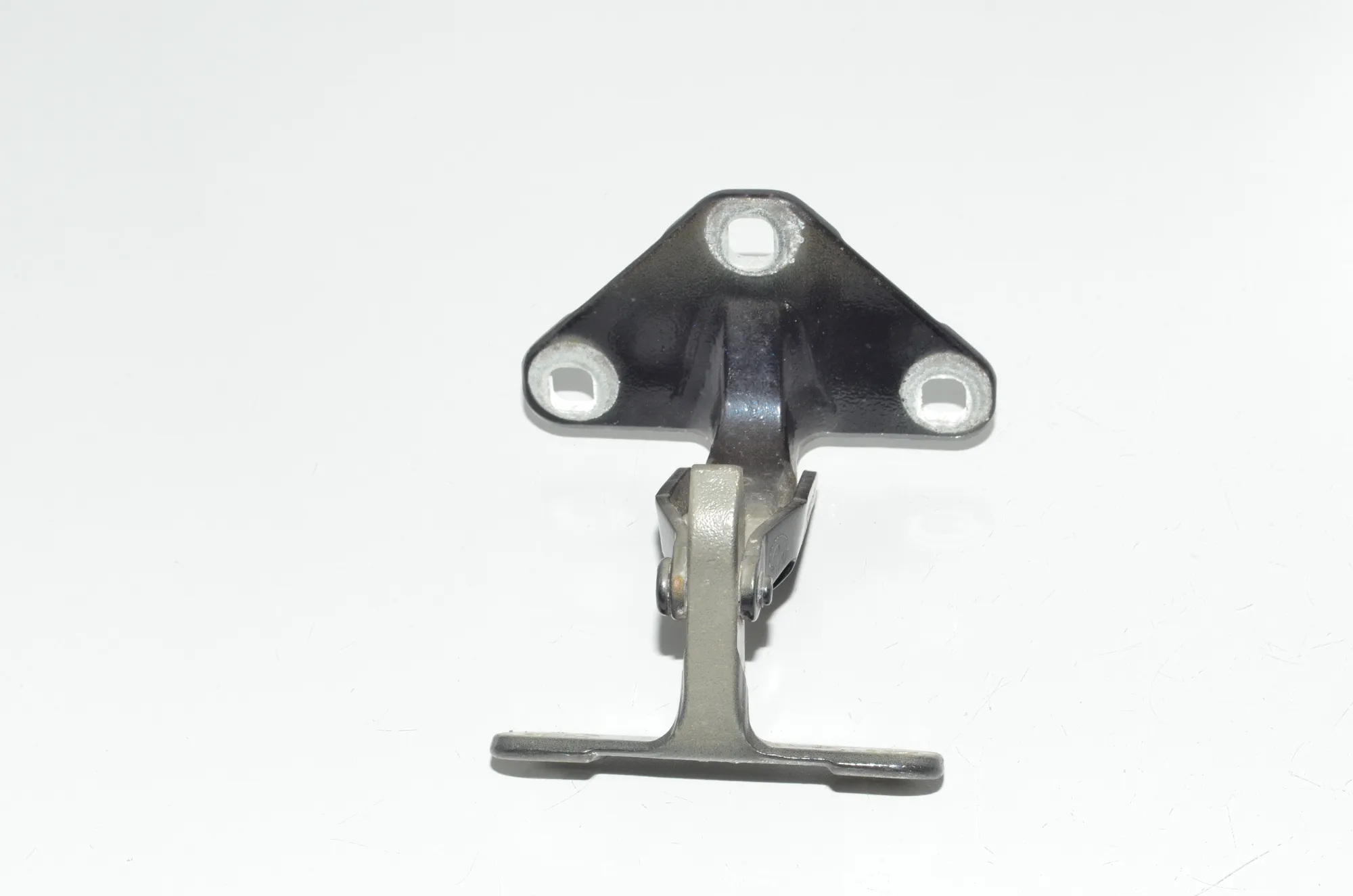 Right Side Bootlid Hinge – OEM 7170918 · BMW X5 (E70) M 50 d 2013