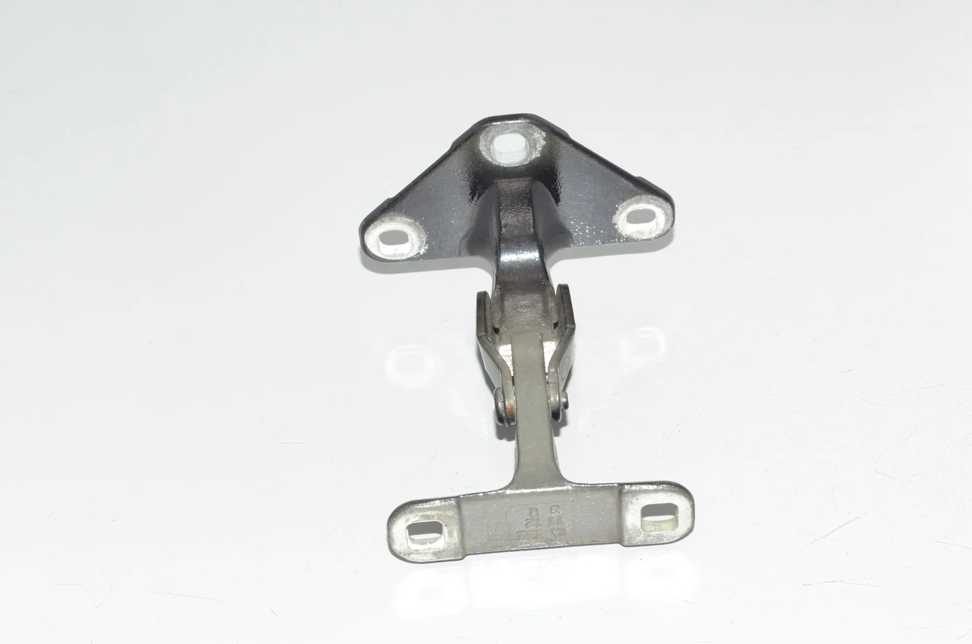 Right Side Bootlid Hinge – OEM 7170918 · BMW X5 (E70) M 50 d 2013 – 2