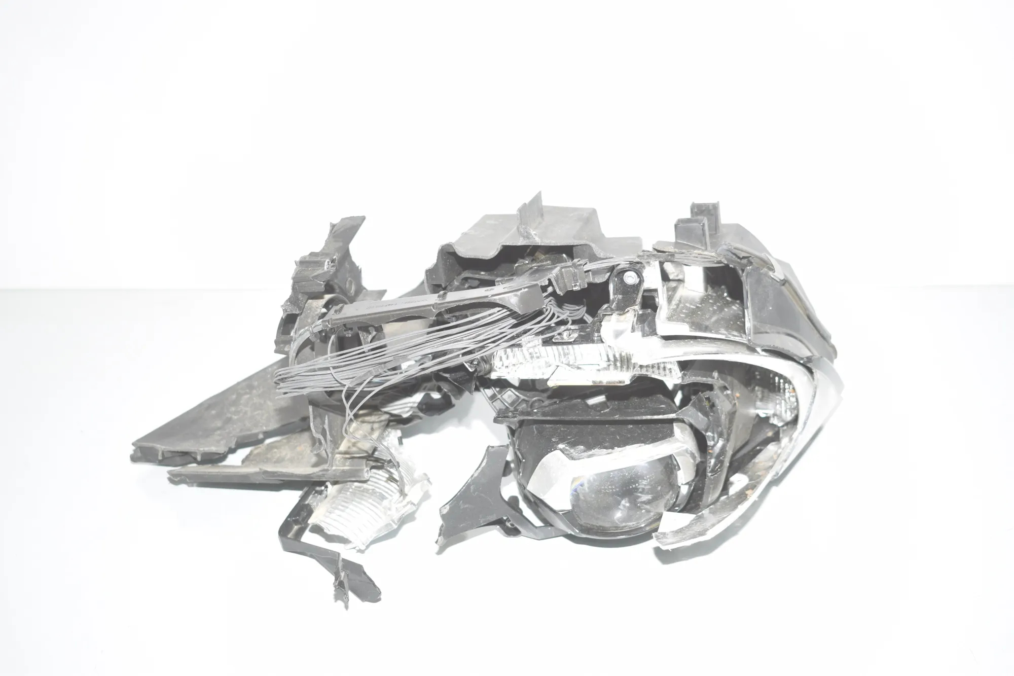 Front Right Headlight · BMW BMW 3 (G20, G28) 2019