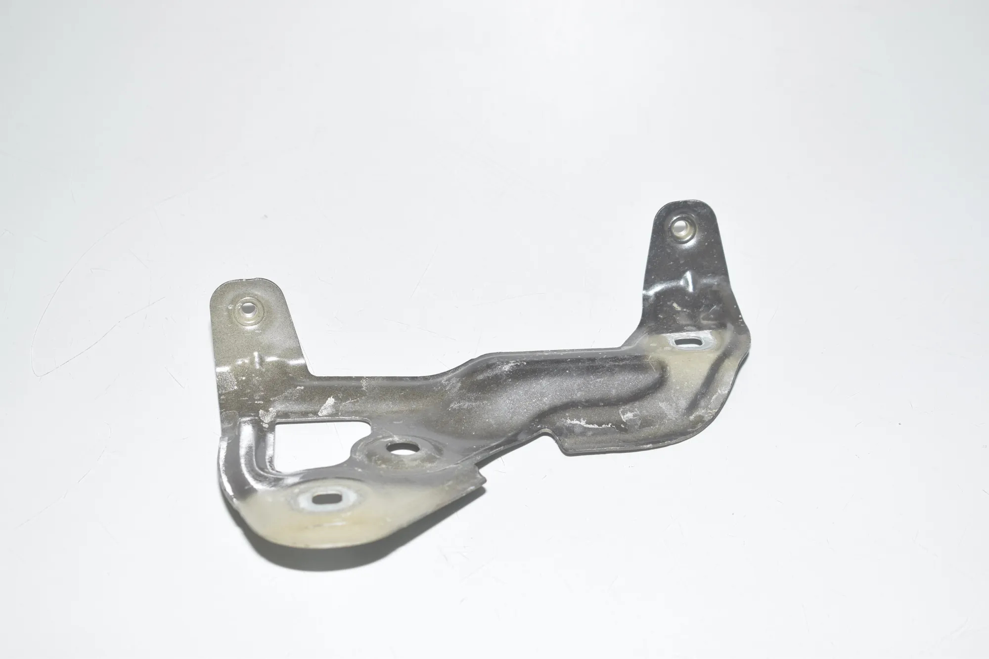 Bracket – OEM 7419406 · BMW BMW 3 (G20, G28) 2019 – 2