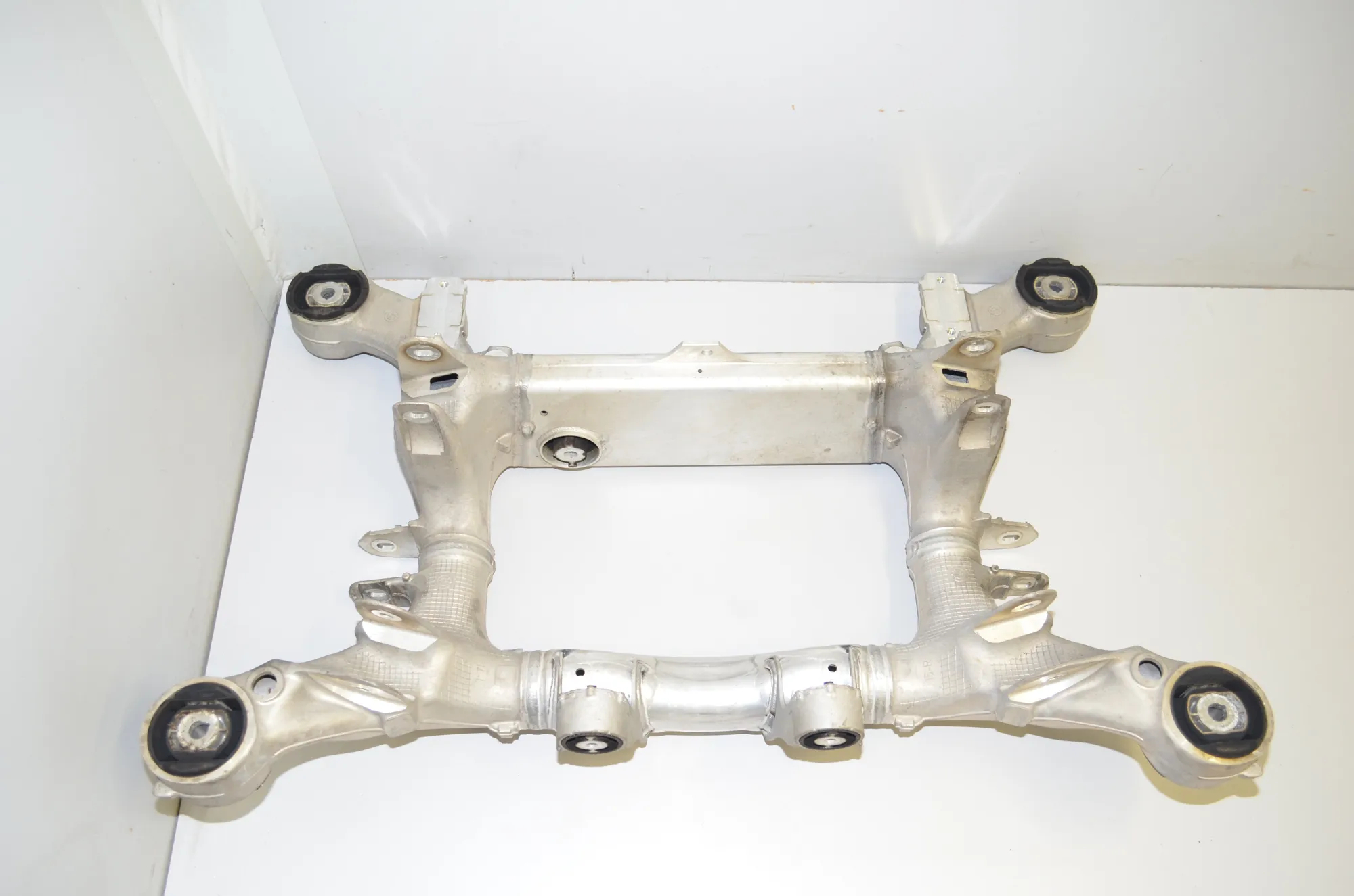Rear Subframe – OEM 6793804 · BMW BMW 5 Touring (F11) 2013 – 2