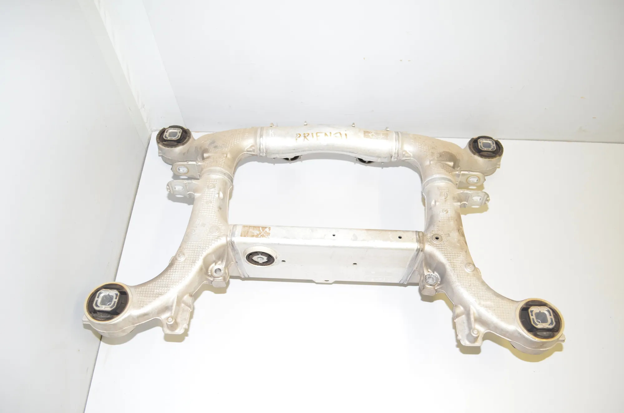 Rear Subframe – OEM 6793804 · BMW BMW 5 Touring (F11) 2013