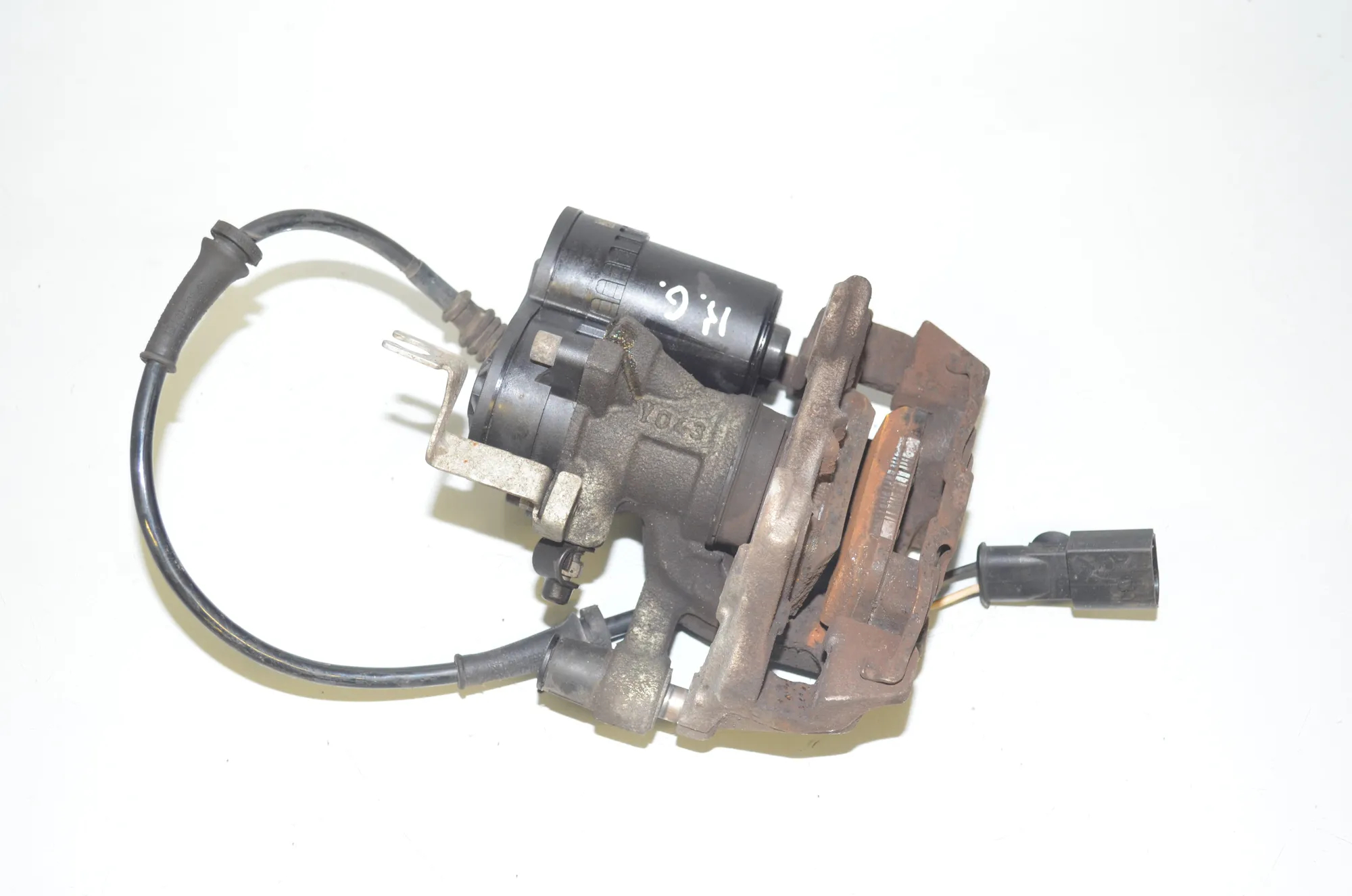 Rear Left Brake Caliper – OEM 6883025 · BMW BMW i3 (I01) 2020 – 3