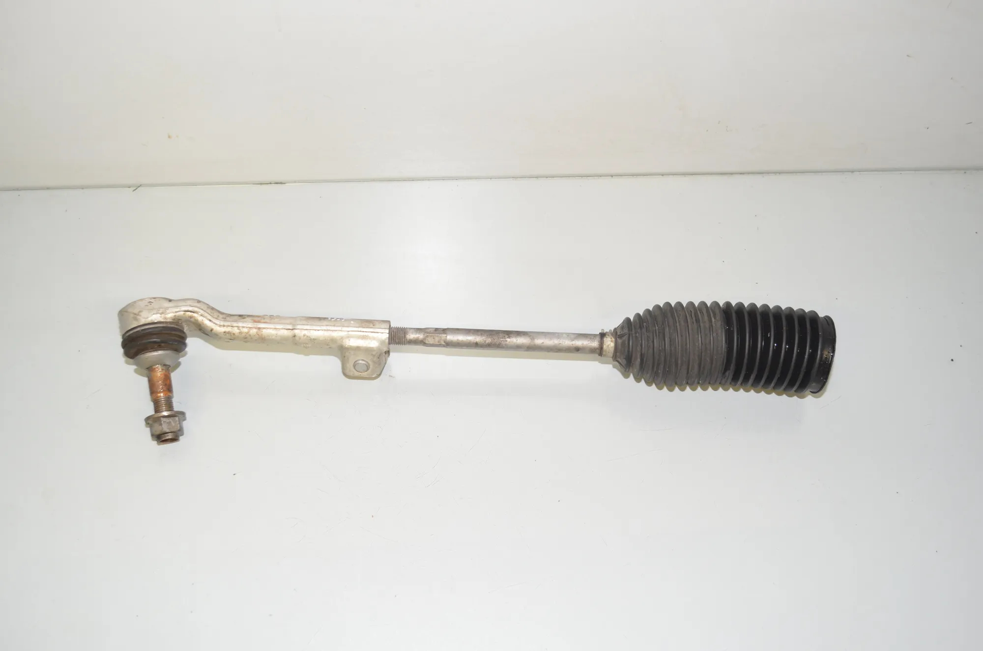 Right Side Steering Tie Rod – OEM 6851410 · BMW BMW i3 (I01) 2020 – 2
