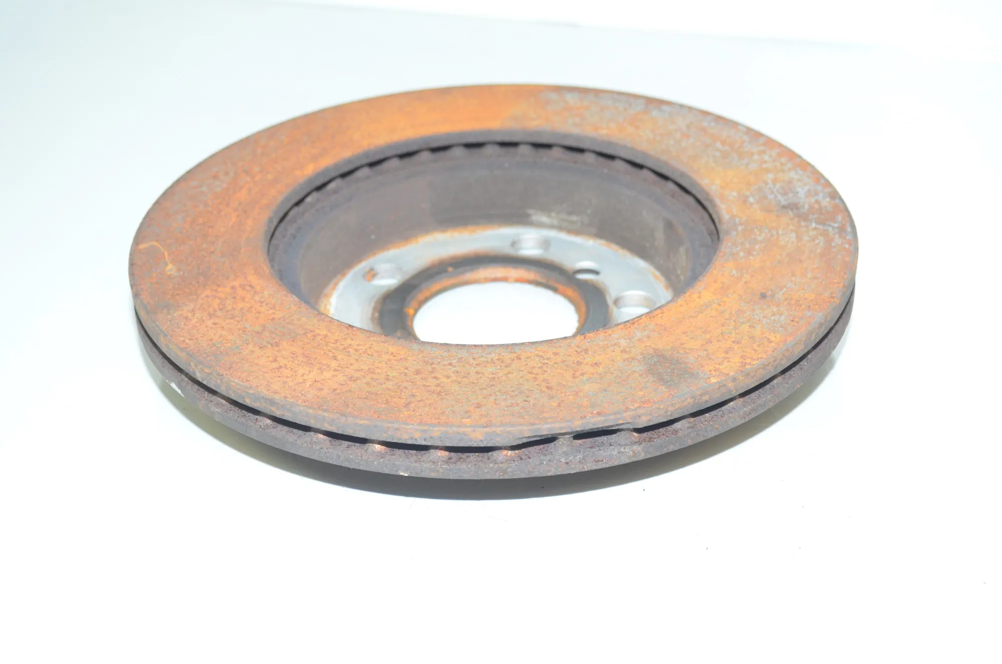 Front Left Brake Disc – OEM 6866293 · BMW BMW i3 (I01) 2020 – 4