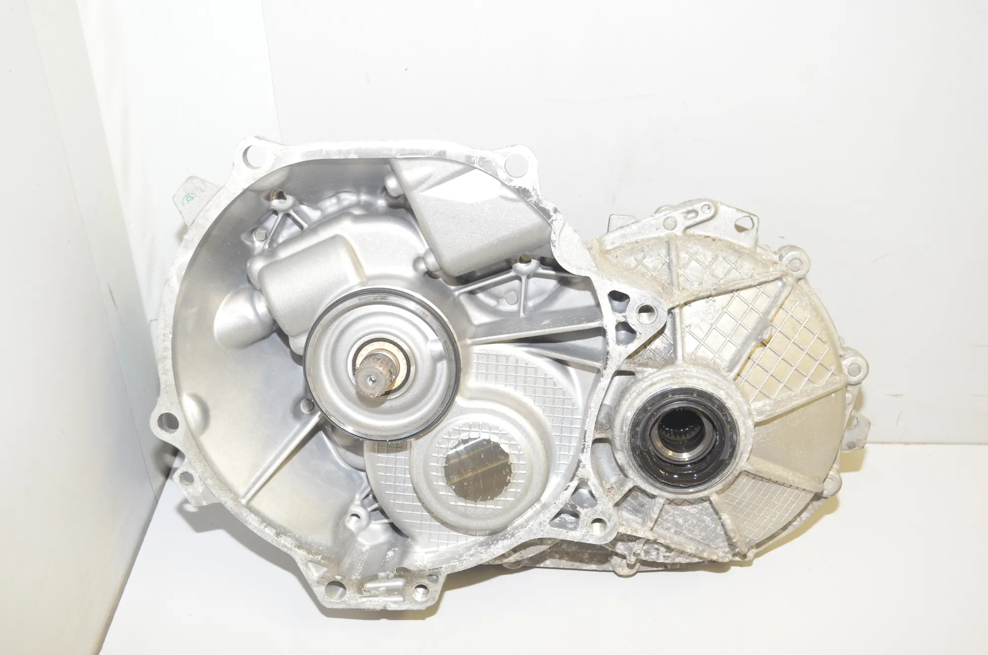 Gearbox – OEM 7613560 · BMW BMW i3 (I01) 2020 – 2