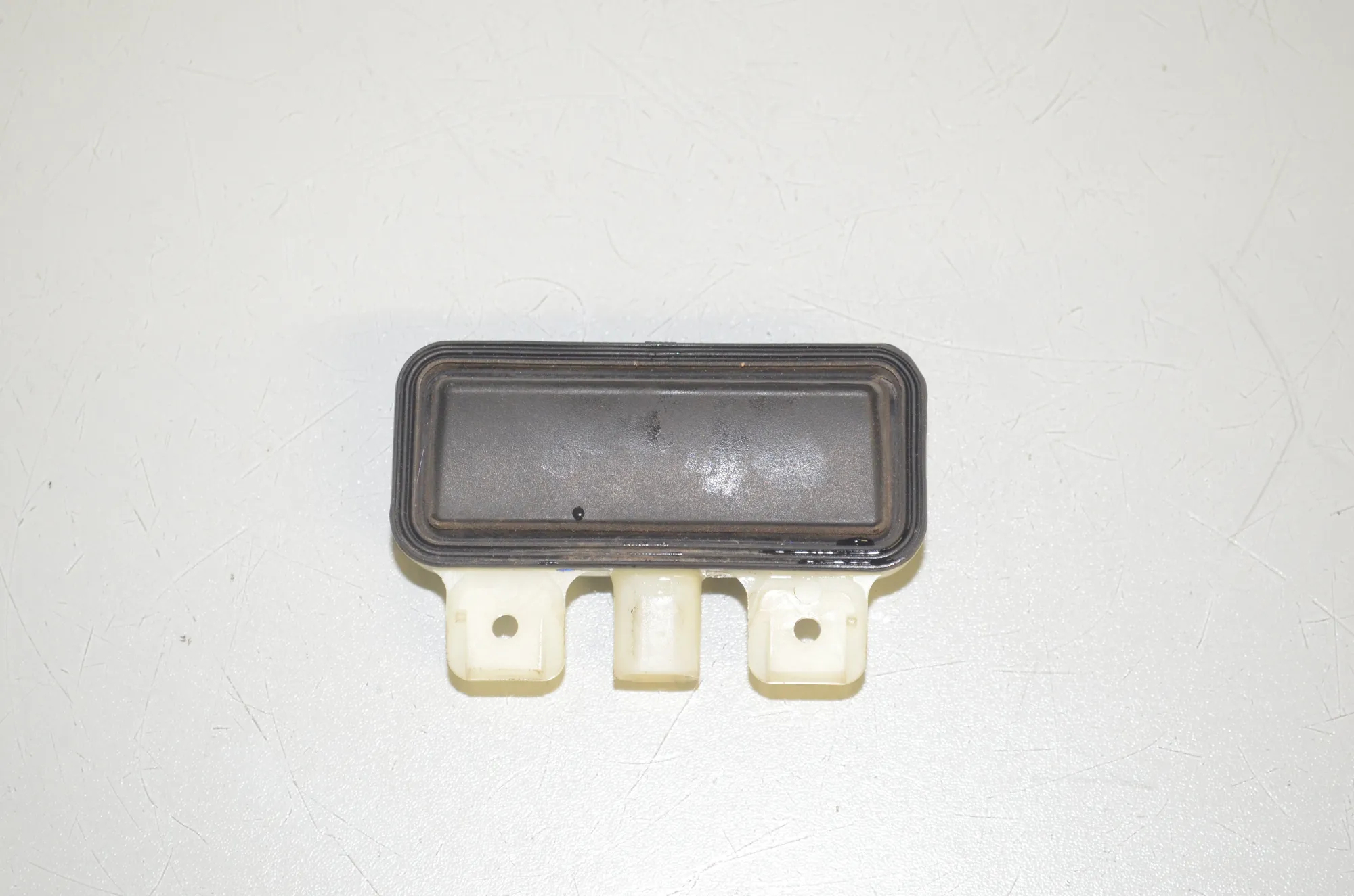 Tailgate Open Switch – OEM 7315602 · BMW BMW i3 (I01) 2020