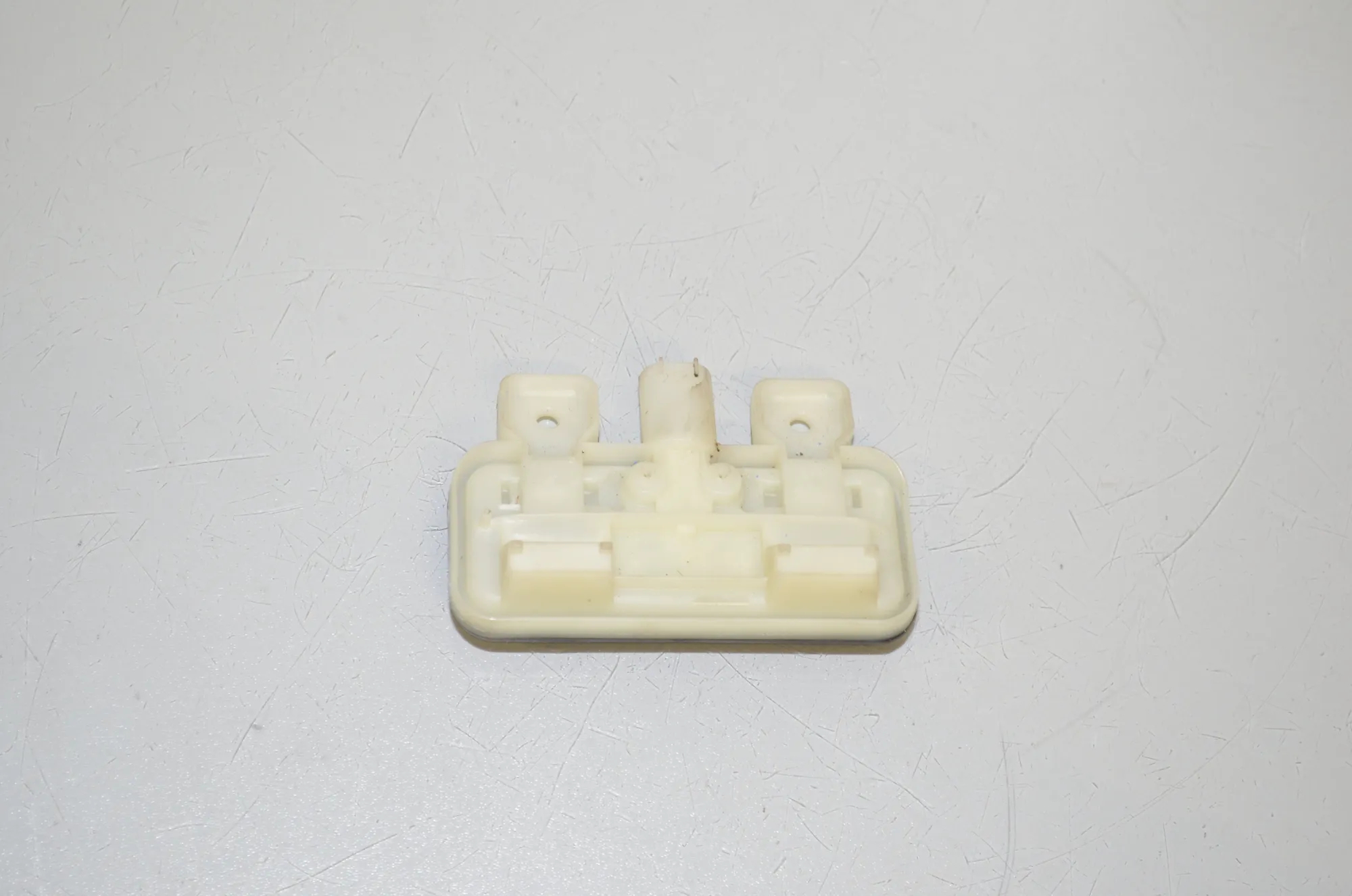 Tailgate Open Switch – OEM 7315602 · BMW BMW i3 (I01) 2020 – 3