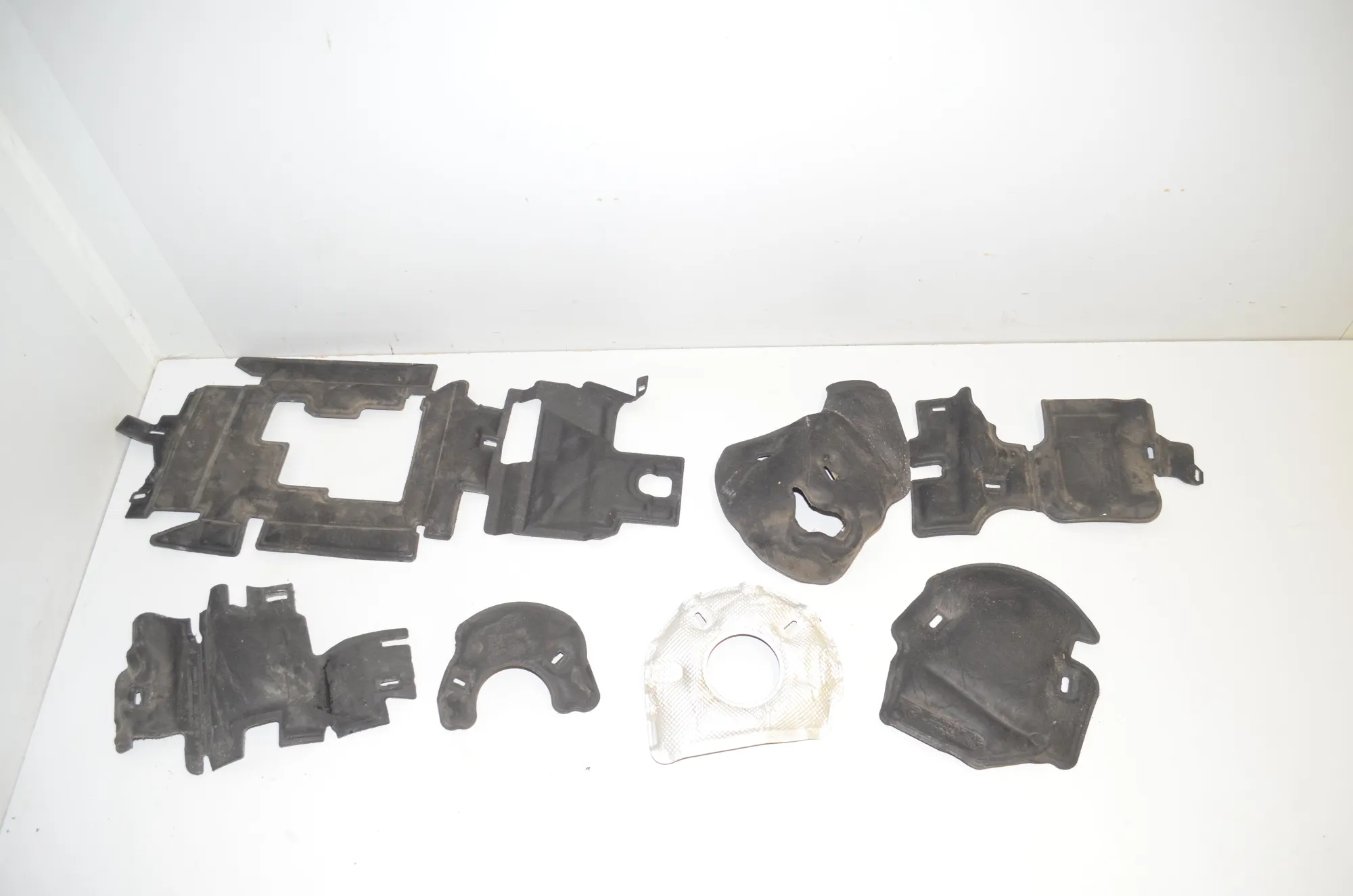 Sound Insulation – OEM 8601199 · BMW BMW i3 (I01) 2020 – 3