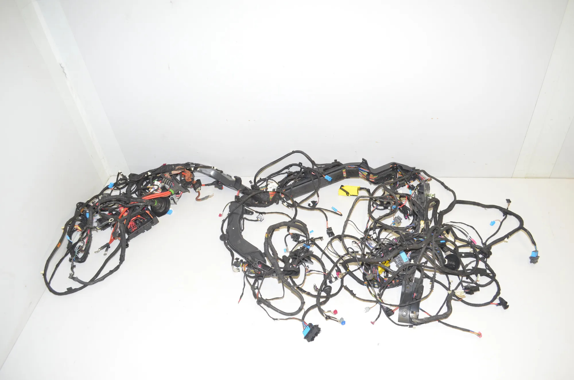 Cable Harness – OEM J095584 · BMW BMW i3 (I01) 2020