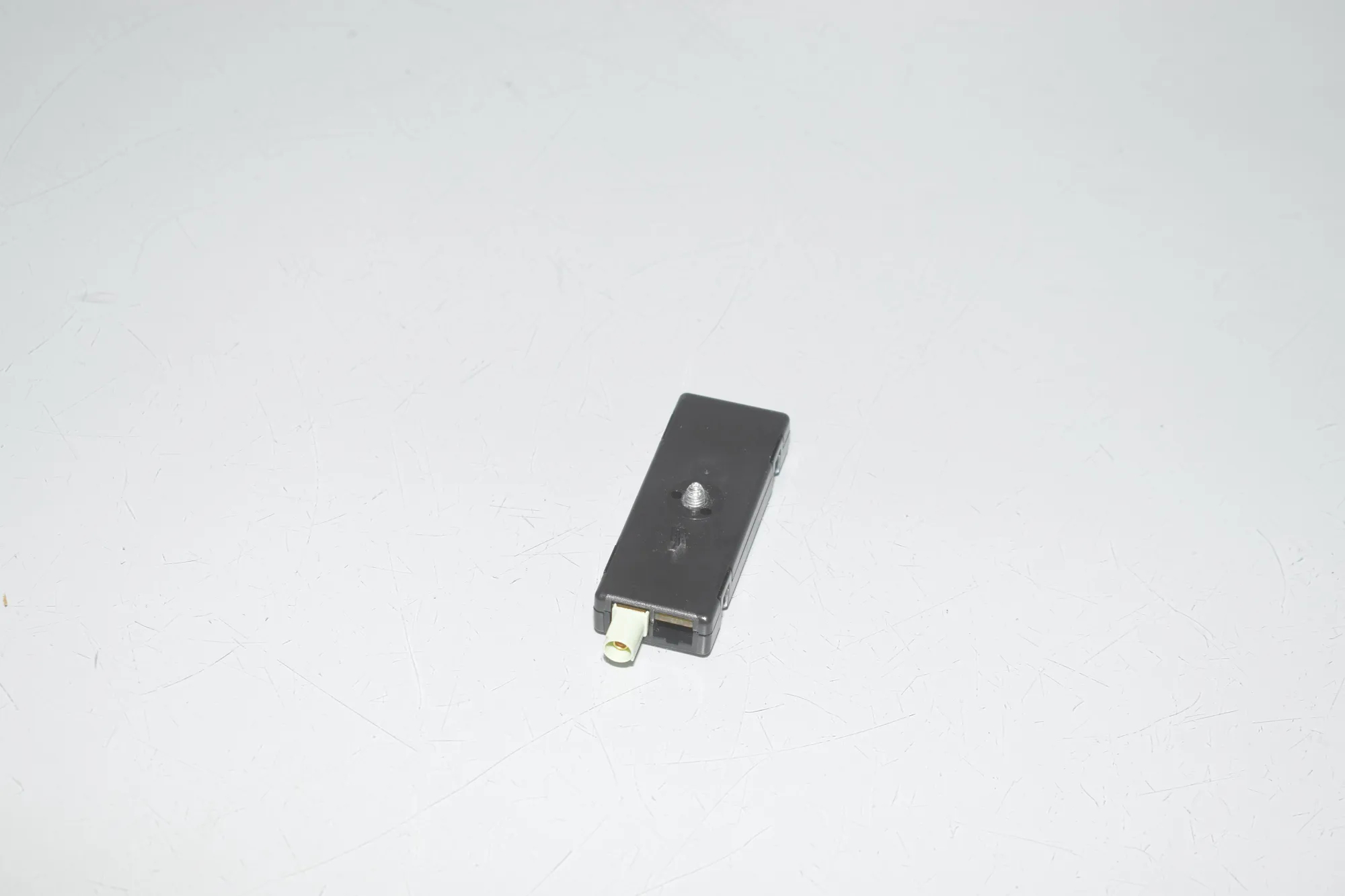 Antenna Amplifier – OEM 9253999 · BMW BMW i3 (I01) 2020 – 2