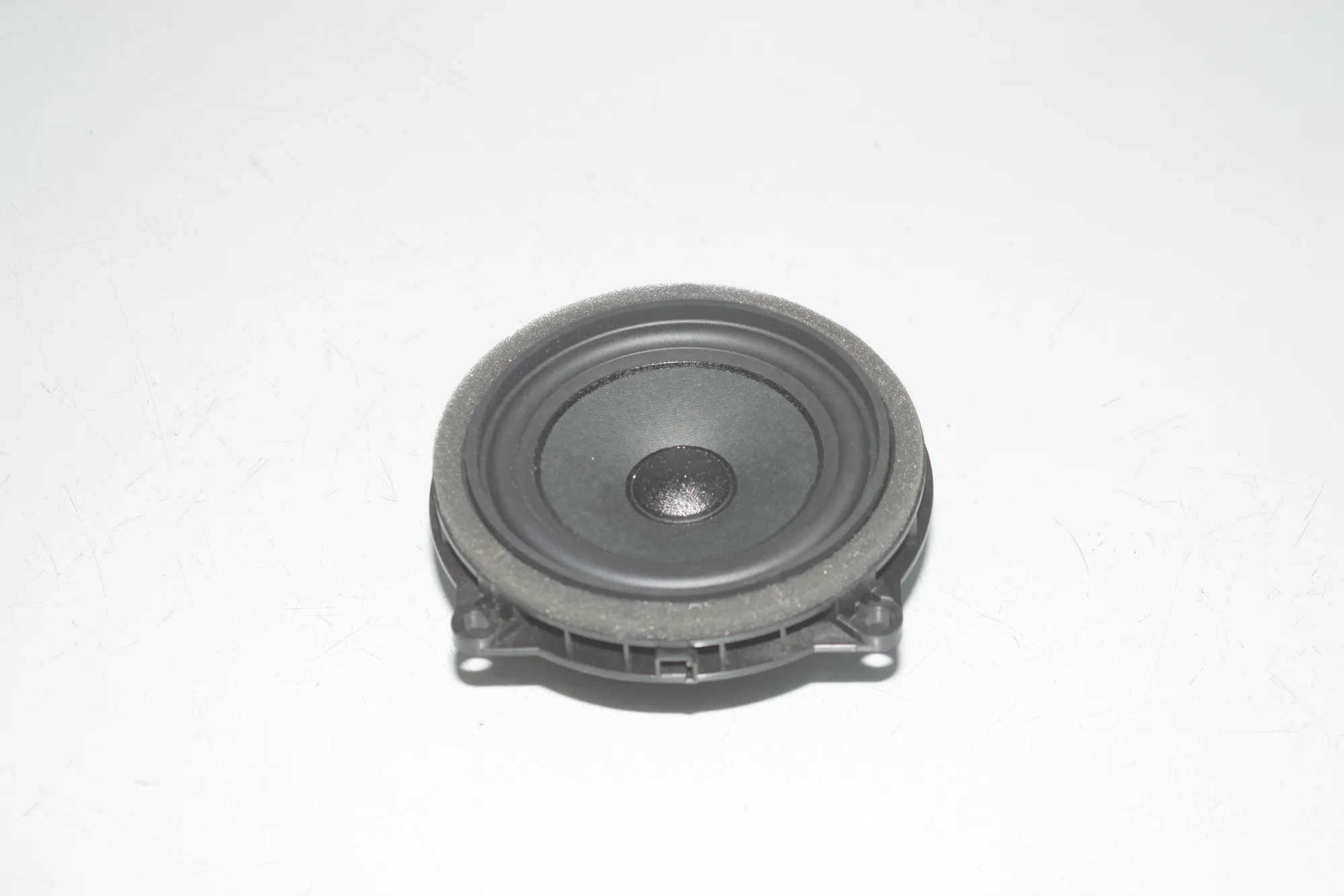 Front Left Door Speaker – OEM 8715685 · BMW BMW i3 (I01) 2020