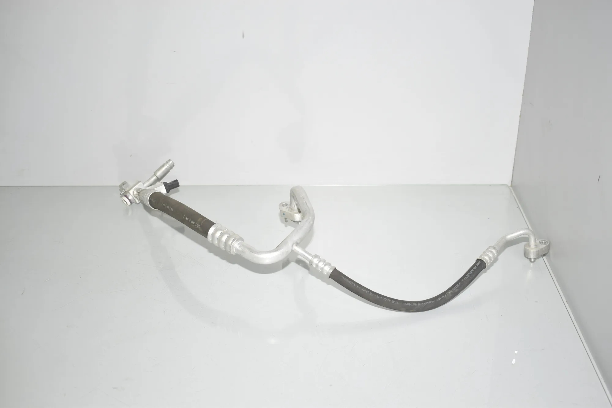 A/C Air Con Hose Pipe – OEM 9291147 · BMW BMW i3 (I01) 2020 – 4
