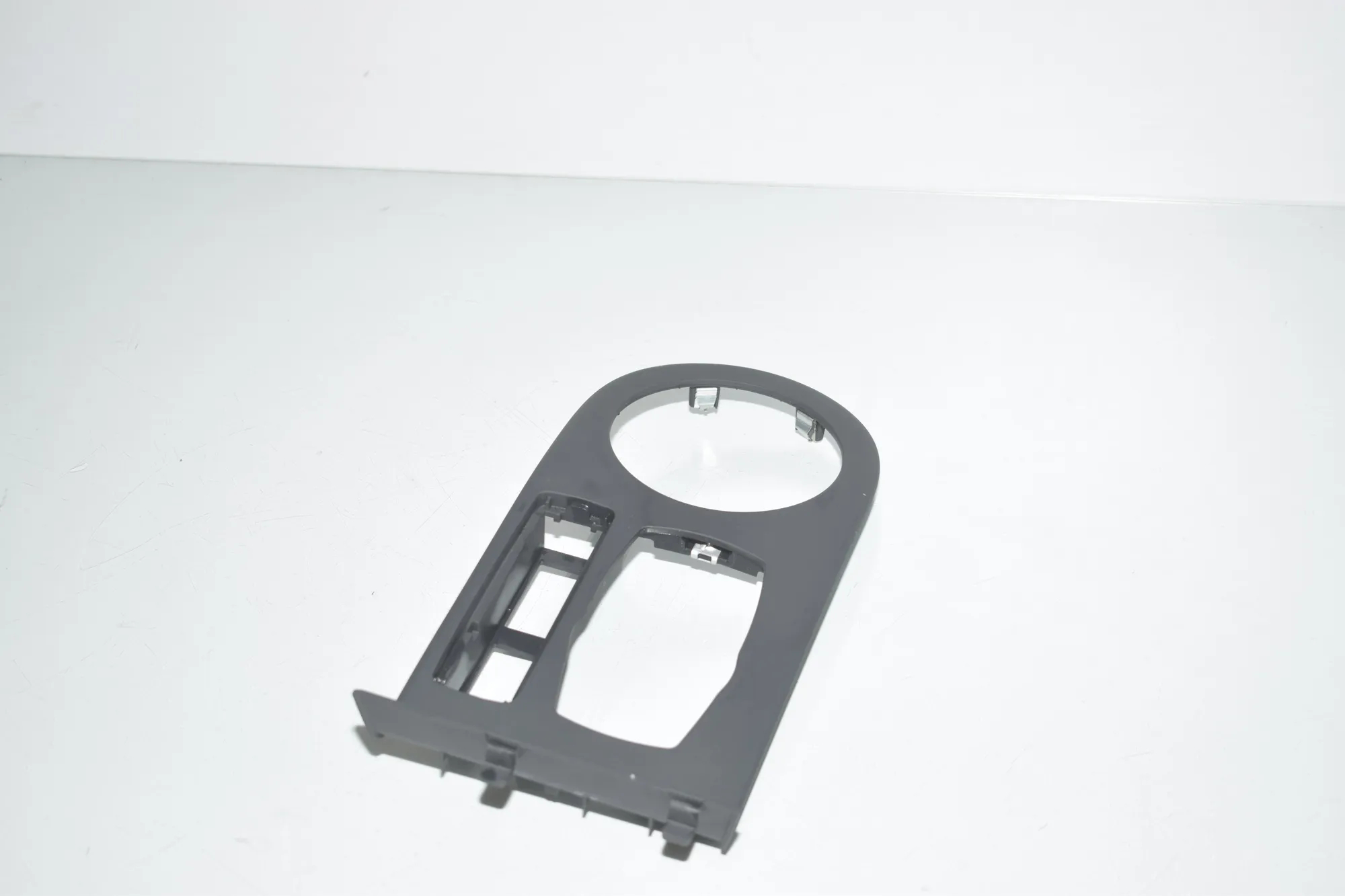 Center Console Trim – OEM 9283137 · BMW BMW i3 (I01) 2020 – 2