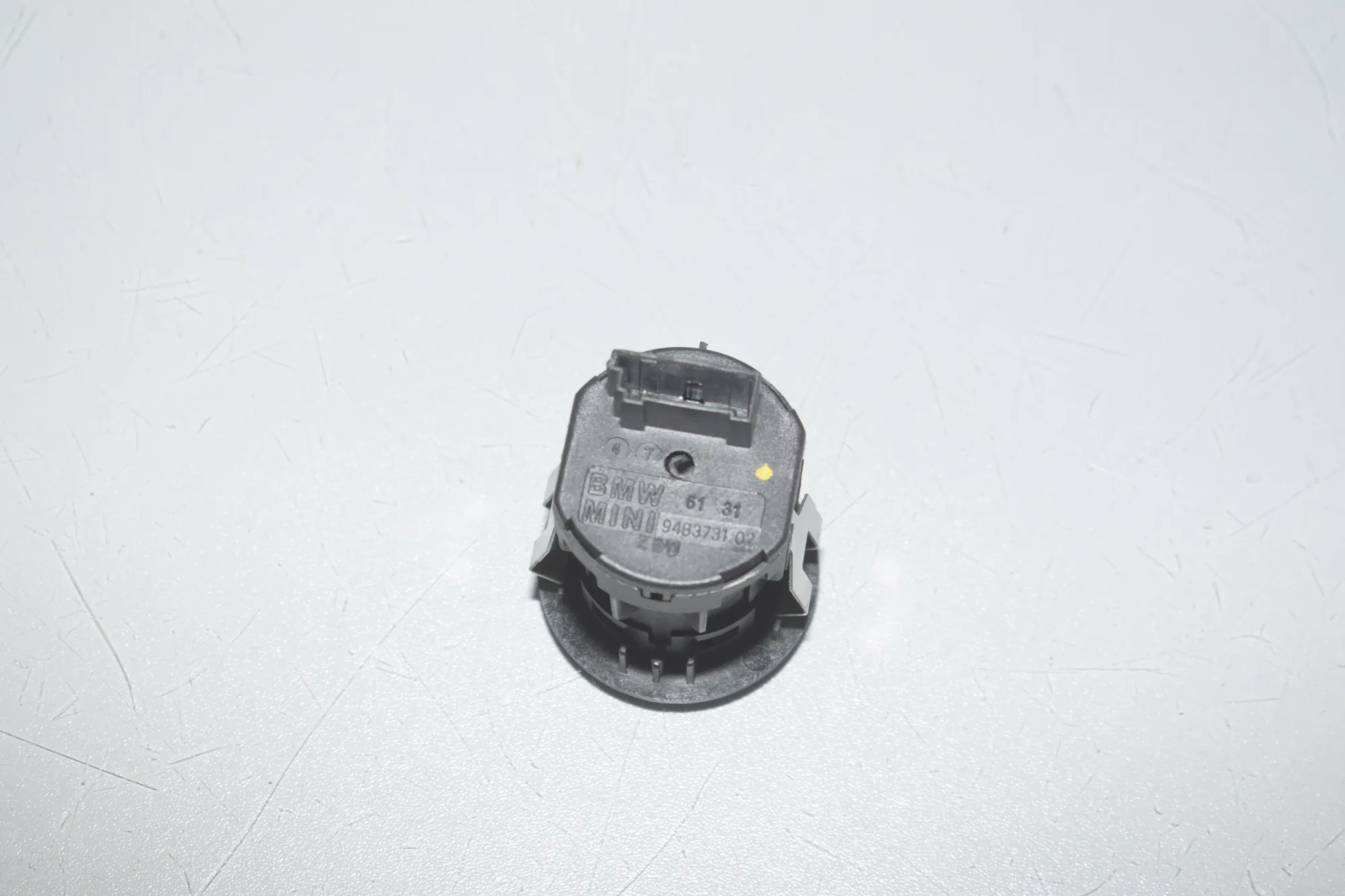 SRS Switch – OEM 9483731 · BMW BMW i3 (I01) 2020 – 4