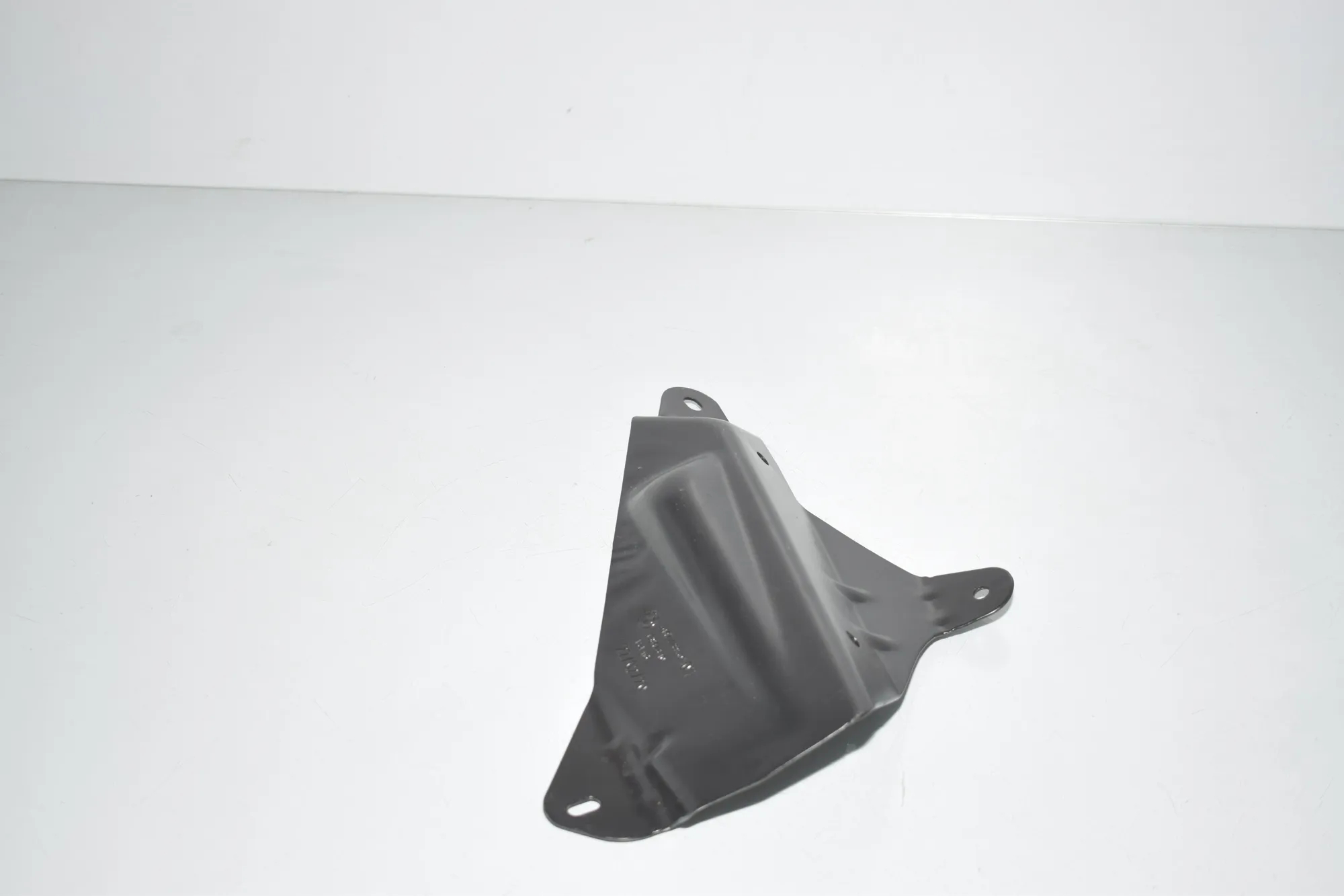 Bracket – OEM 7288502 · BMW BMW i3 (I01) 2020 – 2