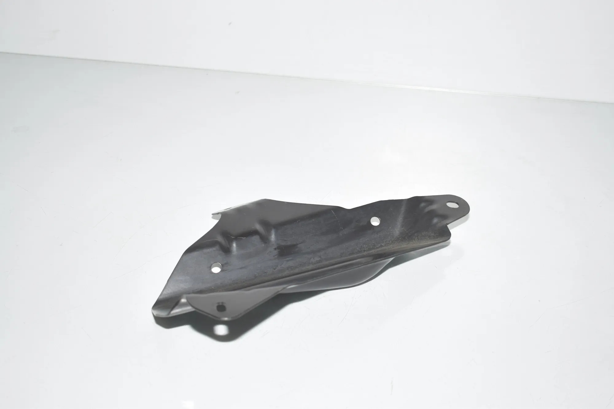Bracket – OEM 7288502 · BMW BMW i3 (I01) 2020 – 4