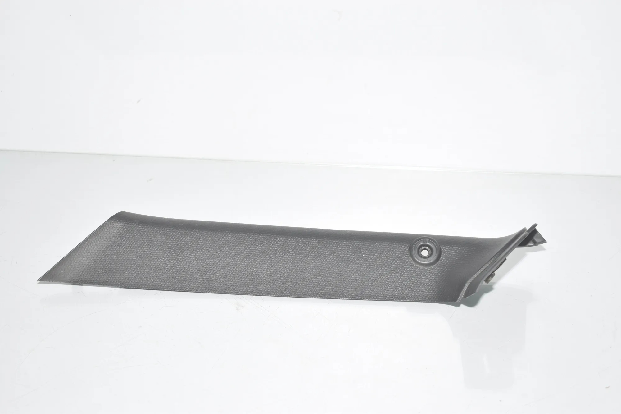 Tailgate Bootlid Trim – OEM 7315766 · BMW BMW i3 (I01) 2020