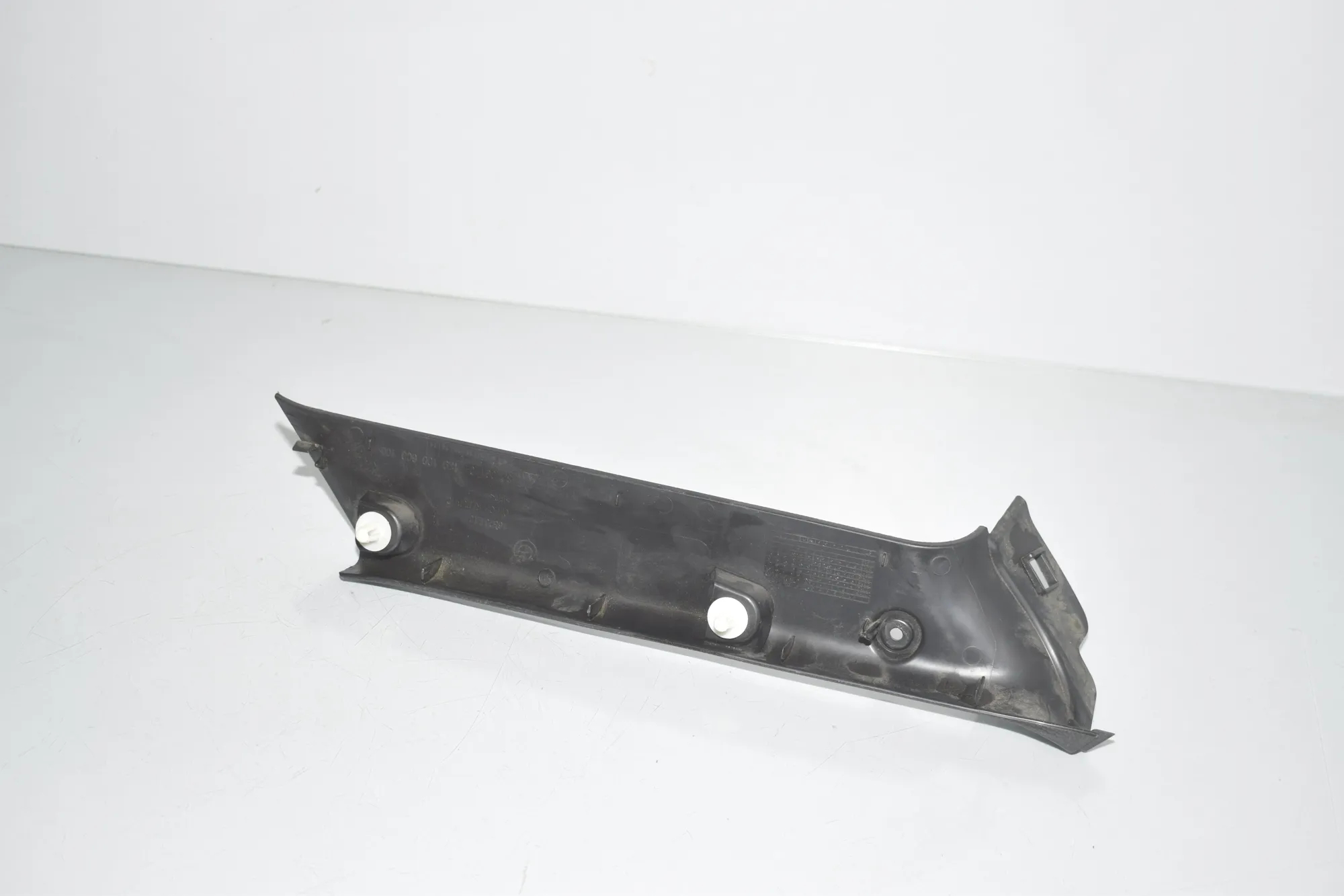 Tailgate Bootlid Trim – OEM 7315766 · BMW BMW i3 (I01) 2020 – 4