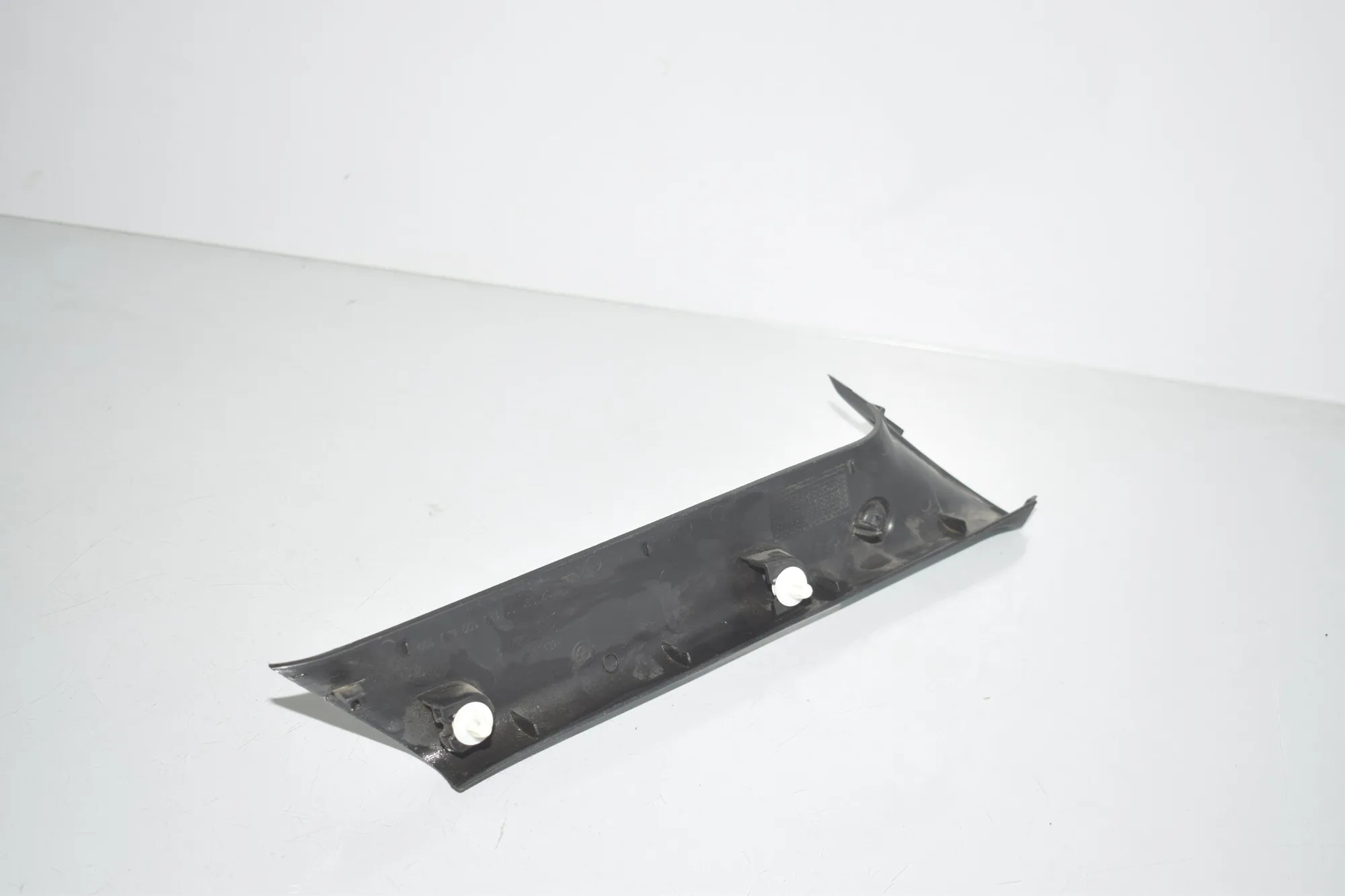 Tailgate Bootlid Trim – OEM 7315766 · BMW BMW i3 (I01) 2020 – 3