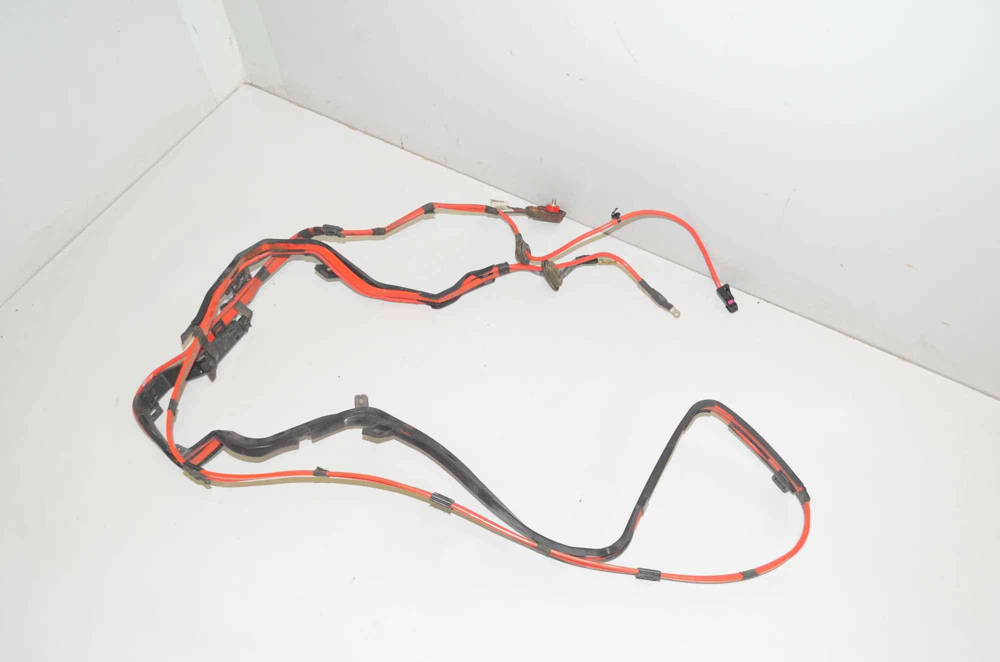 Positive Battery Cable – OEM 9325570 · BMW 3 (F30, F80) 330 d 2013 – 3