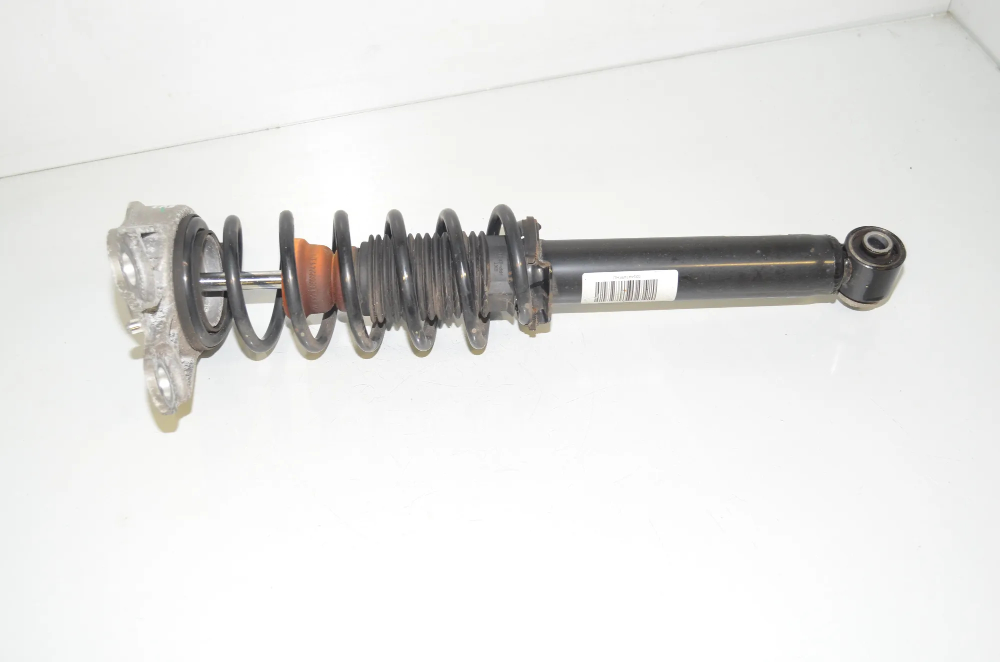 Rear Left Shock Absorber – OEM 6880101 · BMW BMW i3 (I01) 2020
