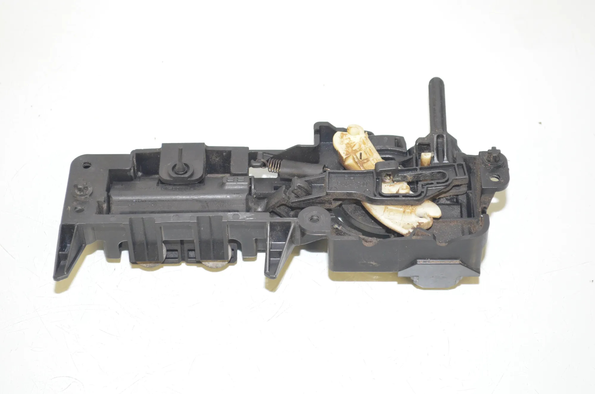 Rear Right Door Interior Handle Frame – OEM 7301758 · BMW BMW i3 (I01) 2020 – 2