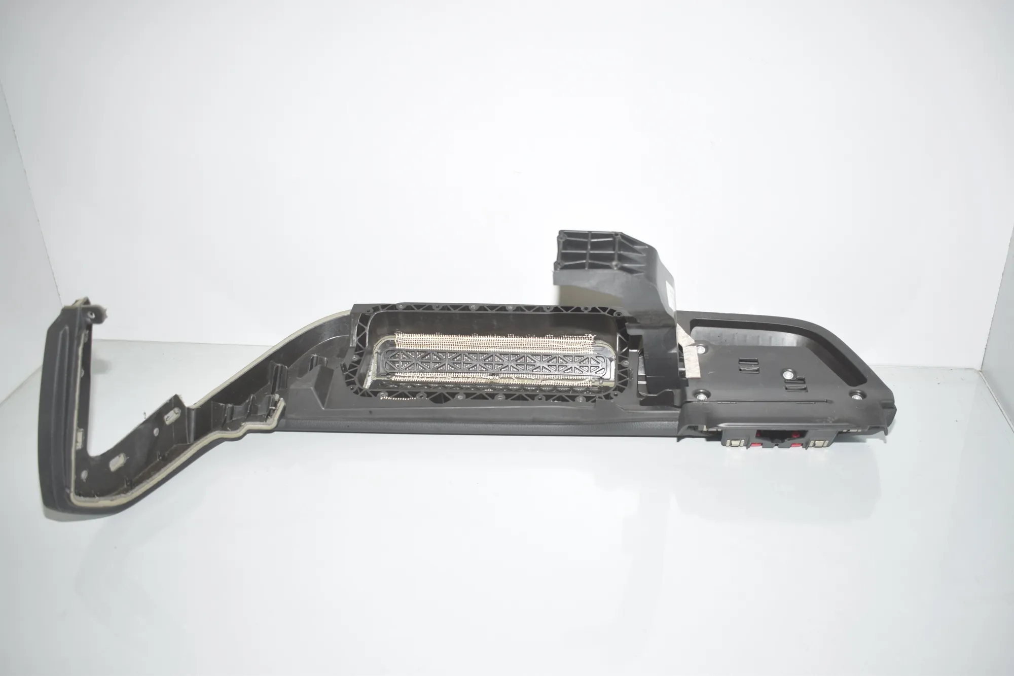 Dashboard Trim – OEM 9282723 · BMW BMW i3 (I01) 2020 – 2