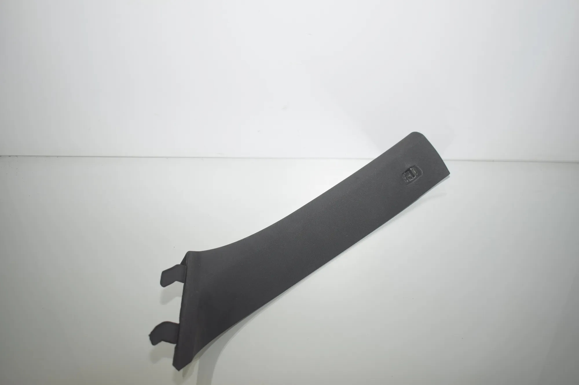 Front Left A Pillar Trim – OEM 8096435 · BMW i4 (G26) BMW i4 (G26) eDrive35 2022 – 2