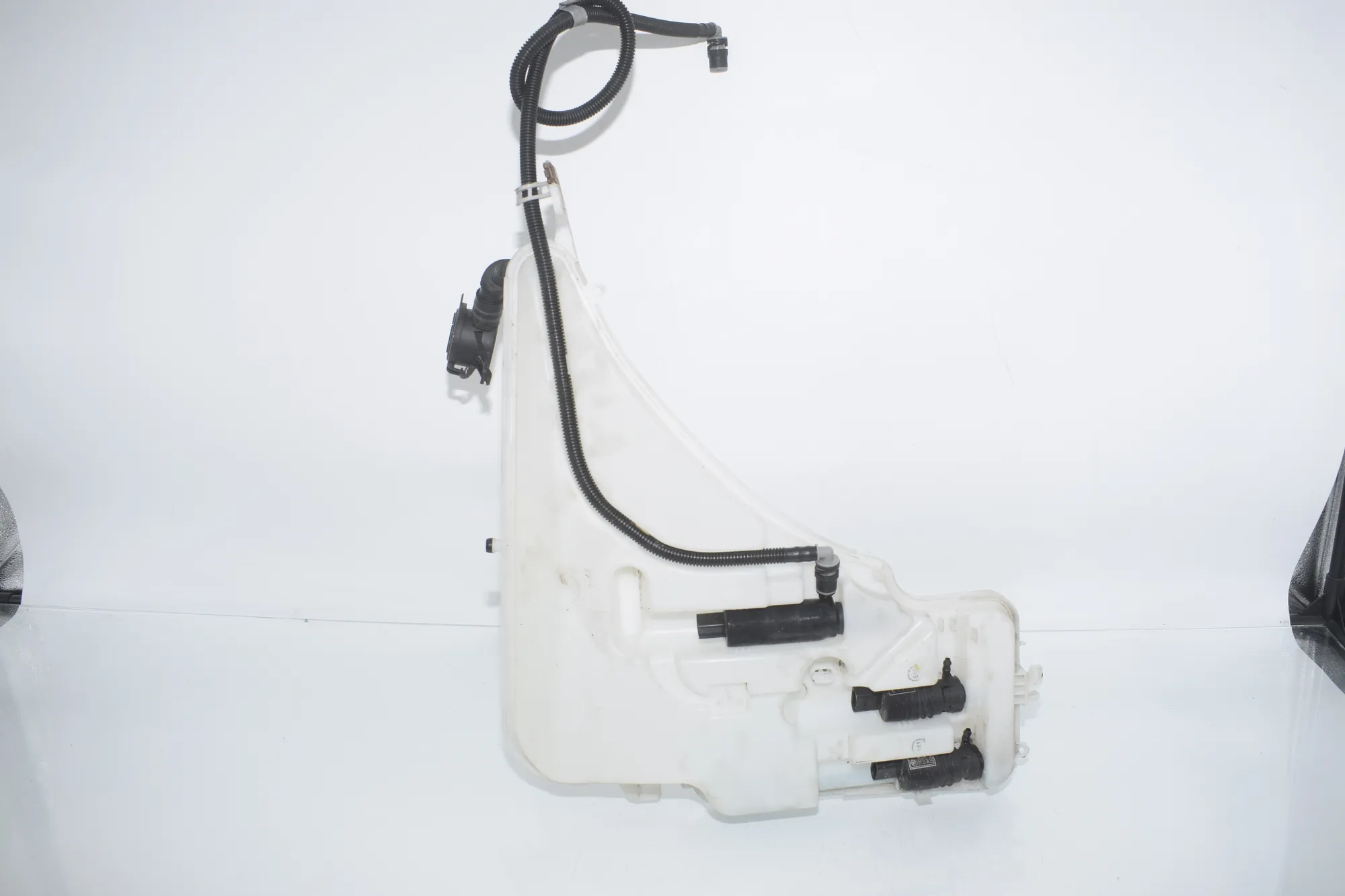 Window Washer Tank – OEM 7241675 · BMW 3 Touring (F31) 330 d xDrive 2014 – 2