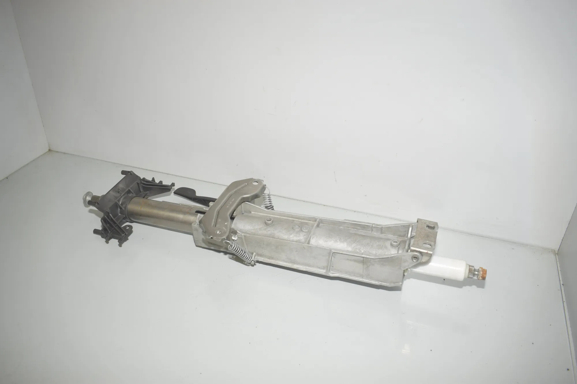 Steering Wheel Adjustment Mechanism – OEM 6854045 · BMW X4 (F26) xDrive 30 d 2017 – 4