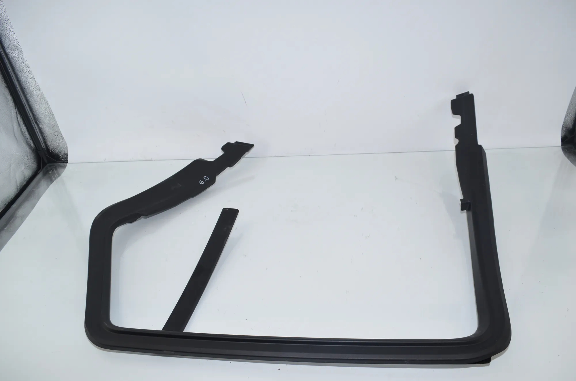 Rear Right Door Panel – OEM 7385070 · BMW 5 Touring (G31) (2017 - -) 520 d 2019 – 2