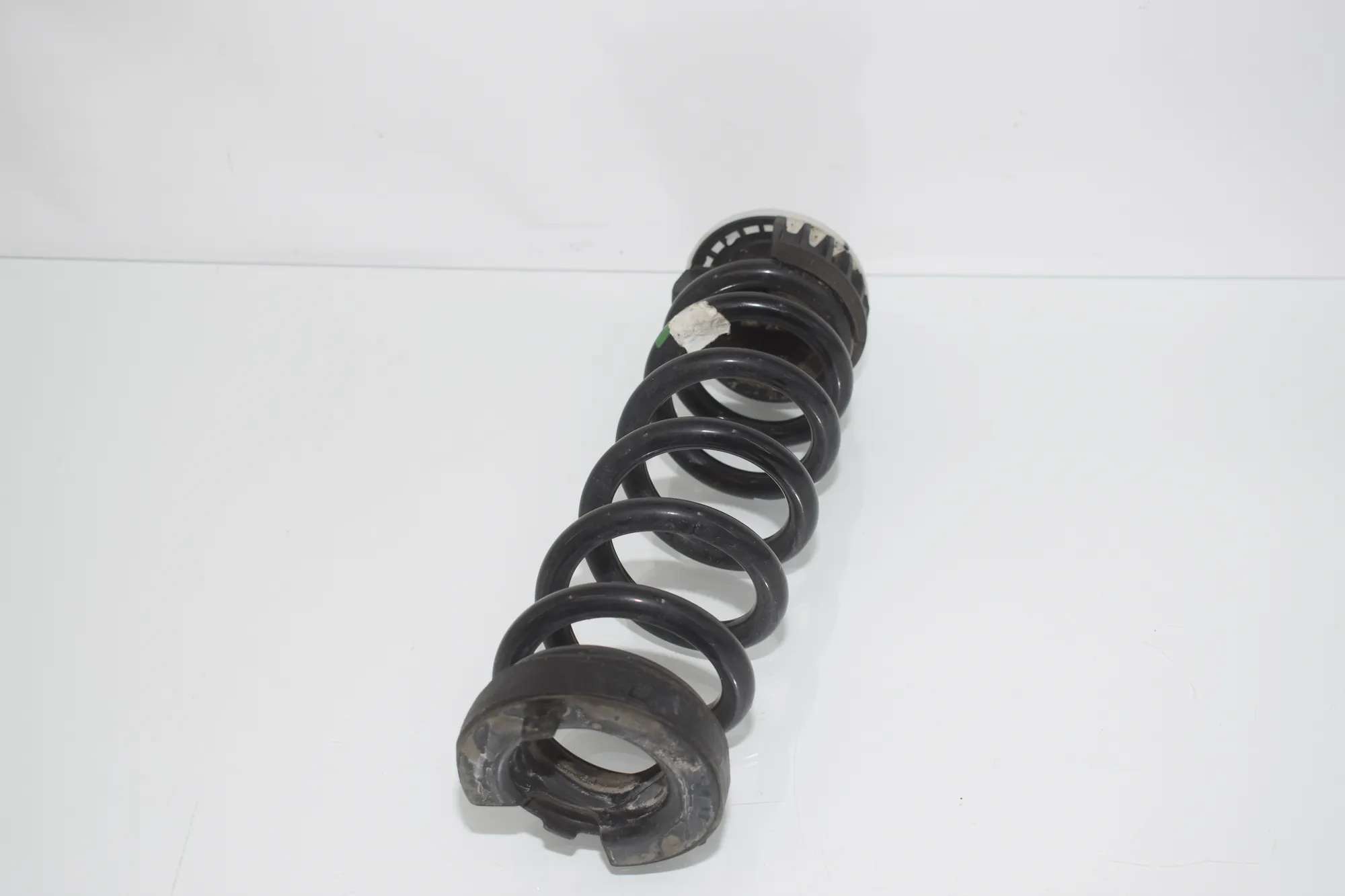 Rear Left Coil Spring – OEM 8843280 · BMW BMW 2 Coupe (G42, G87) 2021 – 3