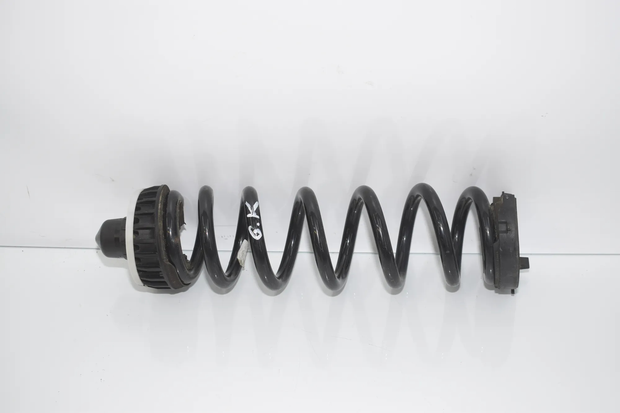Rear Left Coil Spring – OEM 8843280 · BMW BMW 2 Coupe (G42, G87) 2021 – 4