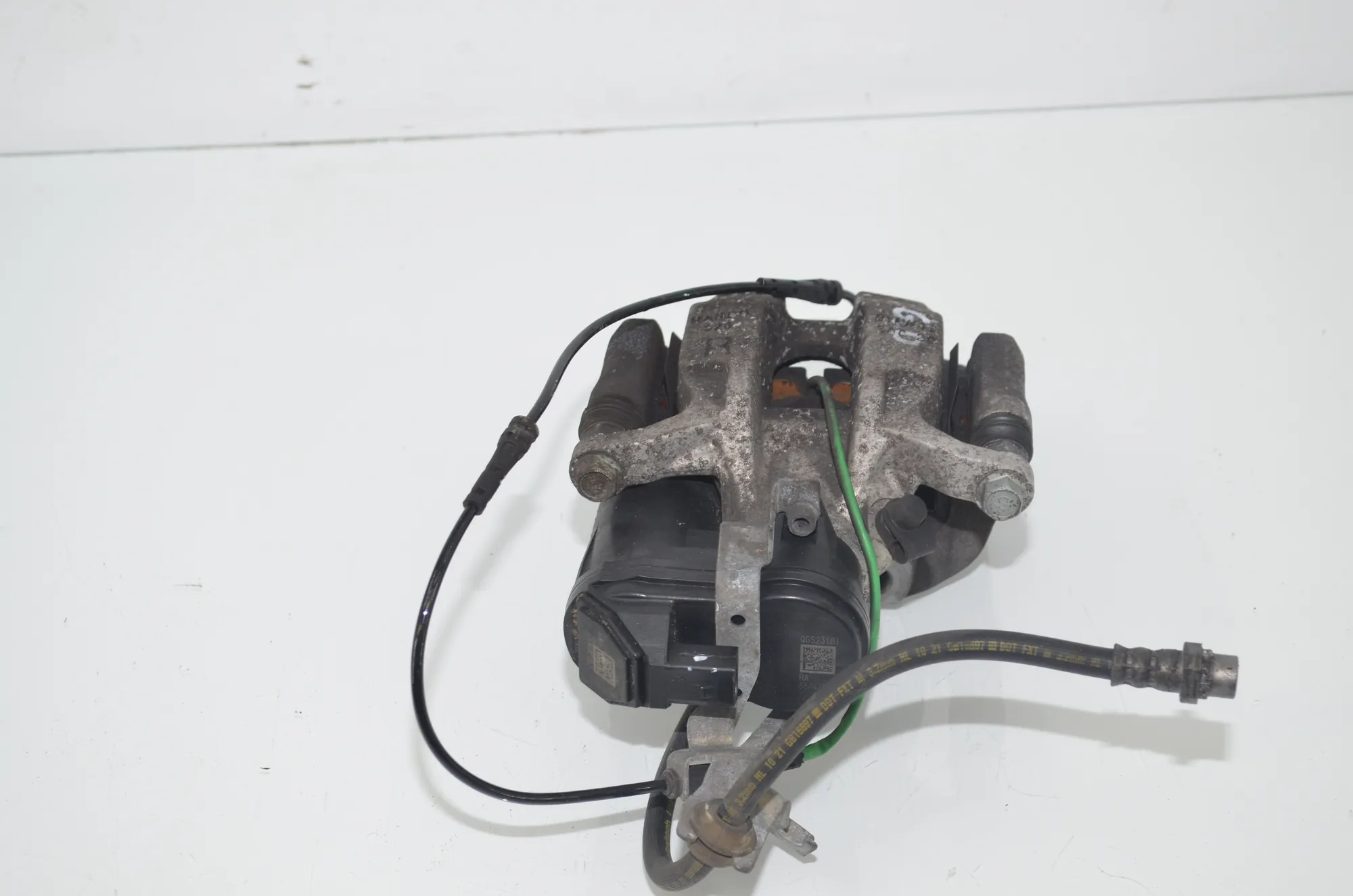 Rear Right Brake Caliper – OEM 8836838 · BMW BMW 2 Coupe (G42, G87) 2021 – 2